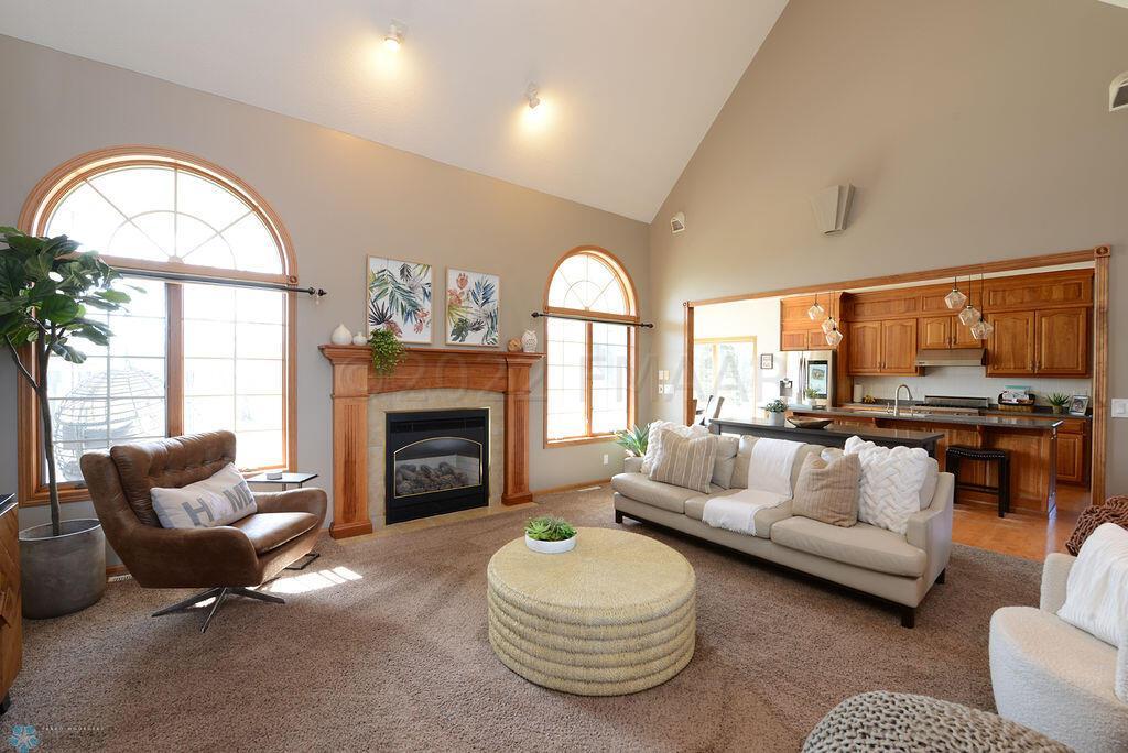 4226 Timberline Dr Fargo