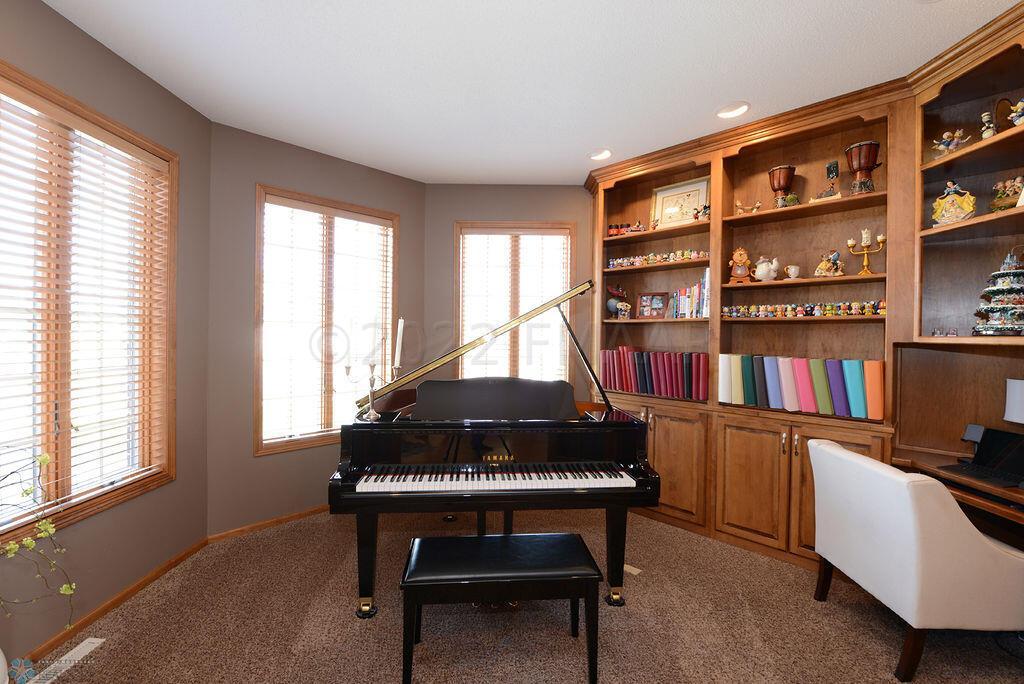 4226 Timberline Dr Fargo