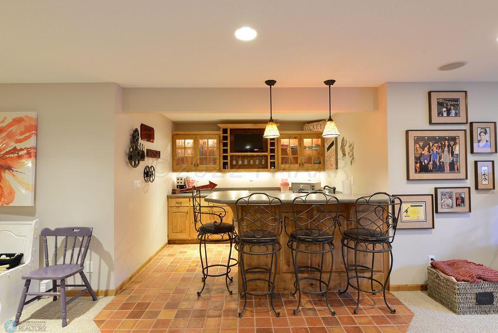 4226 Timberline Dr Fargo