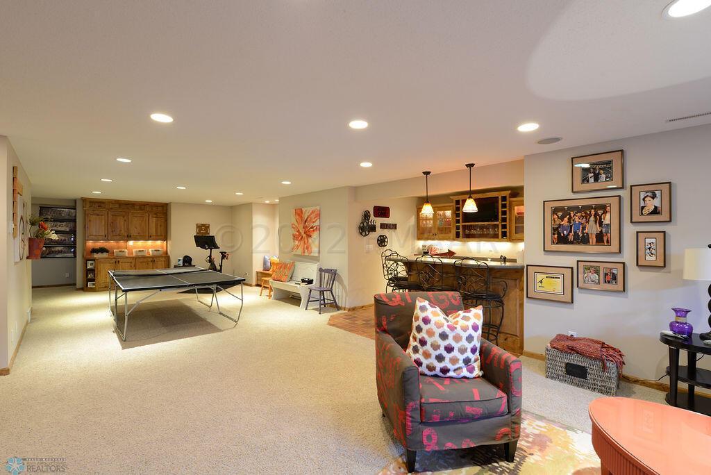 4226 Timberline Dr Fargo