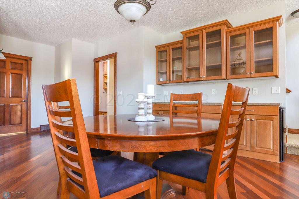 6132 18th St S, Fargo