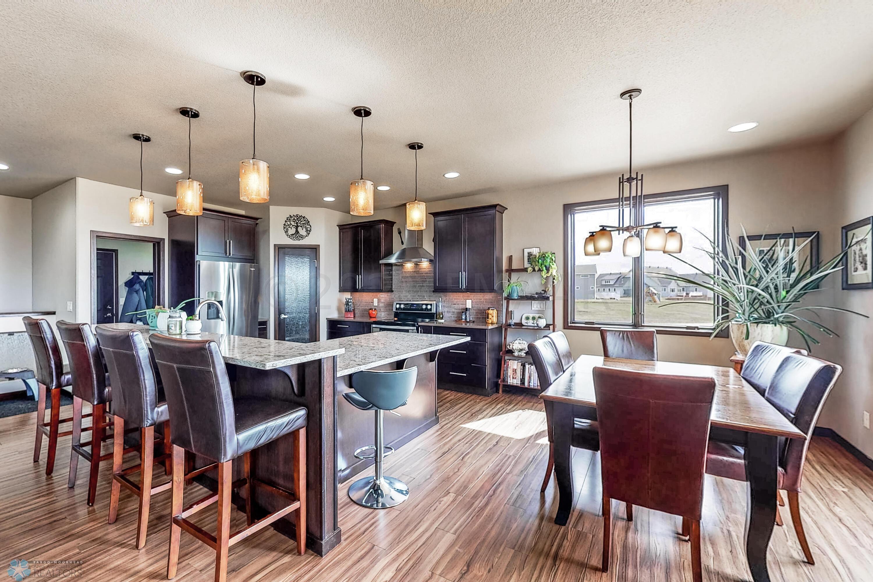 Kitchen/Dining Area