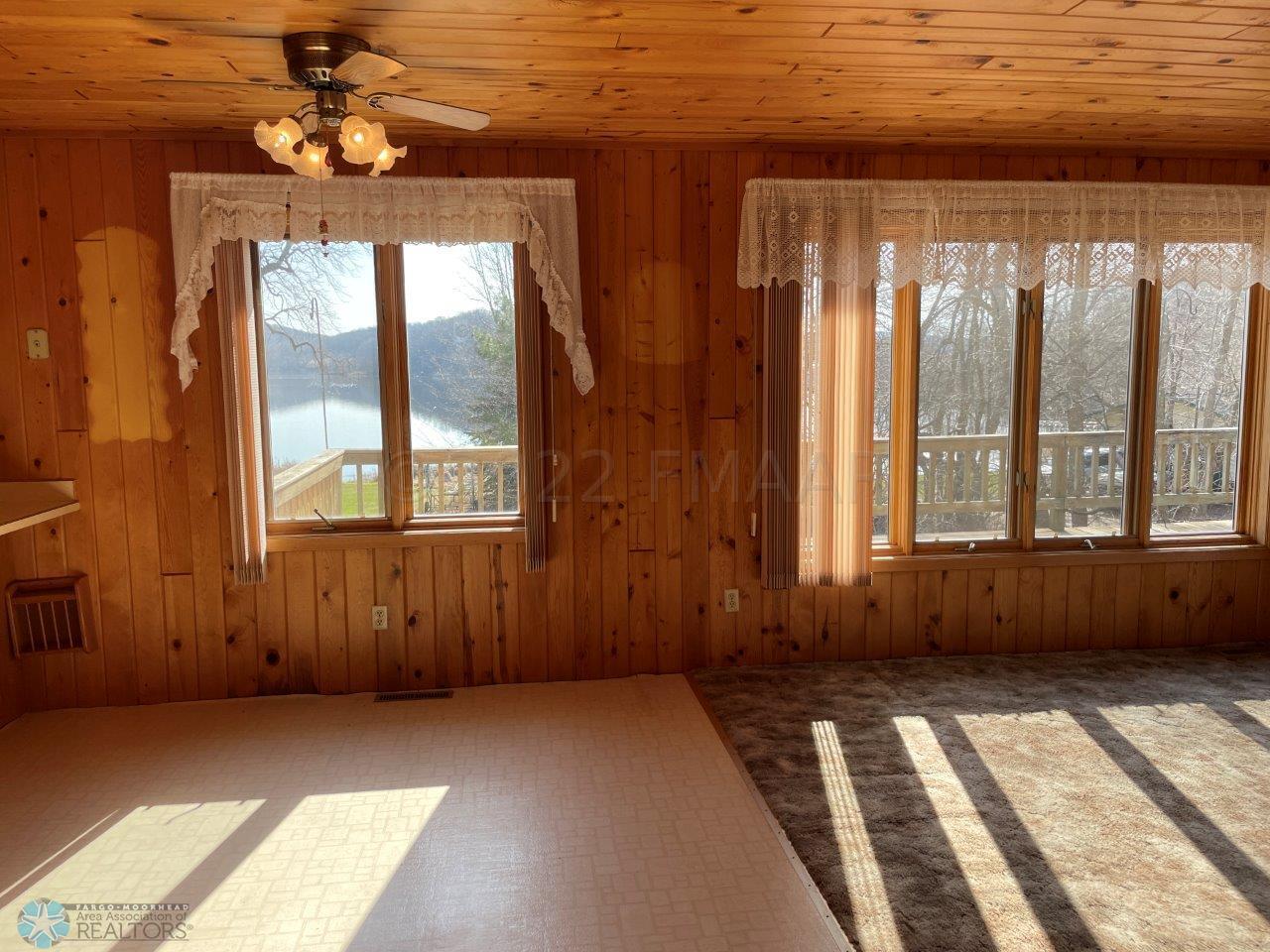 5-Dining area (1)