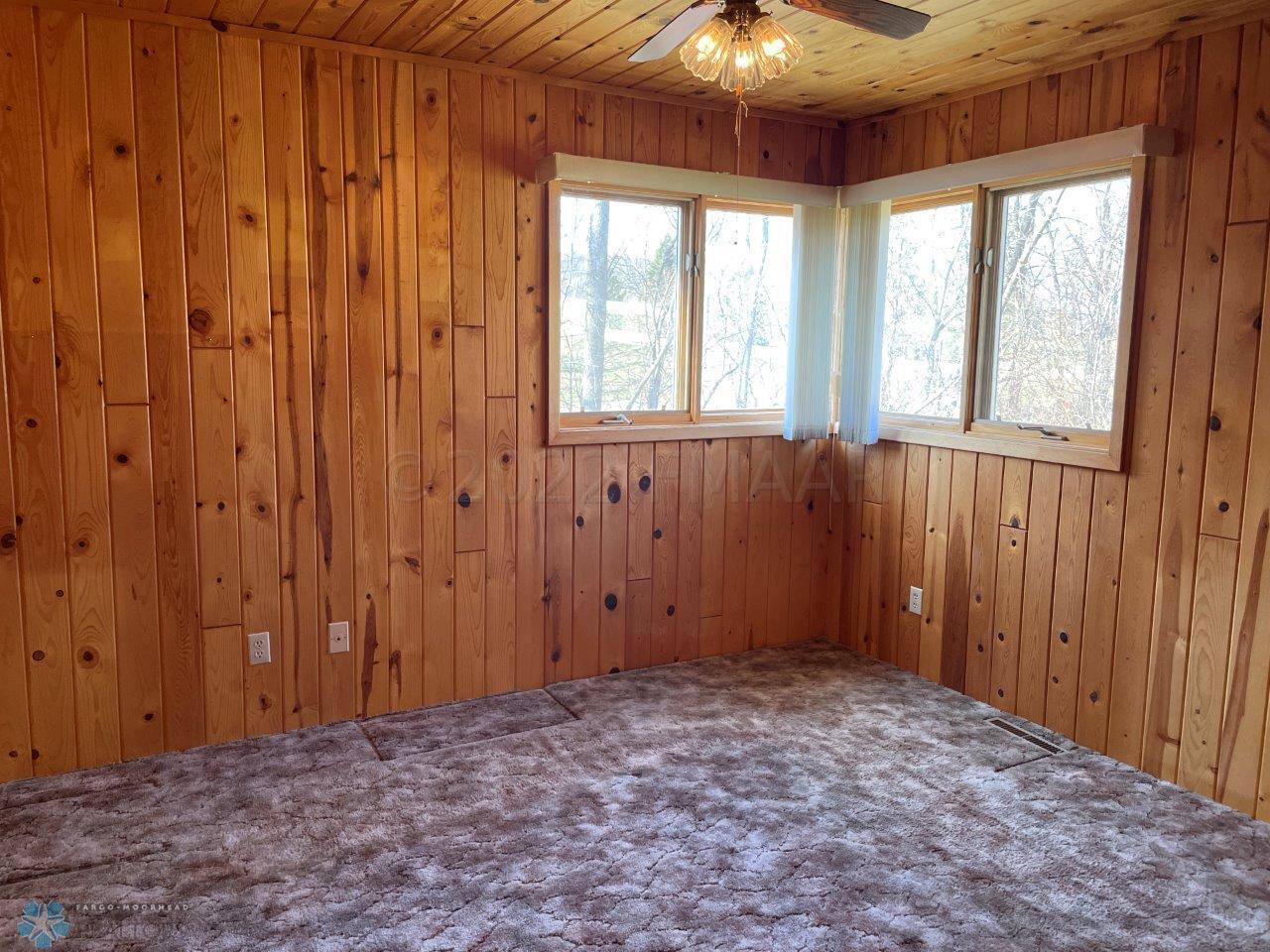 6-Bedroom 1 (2)