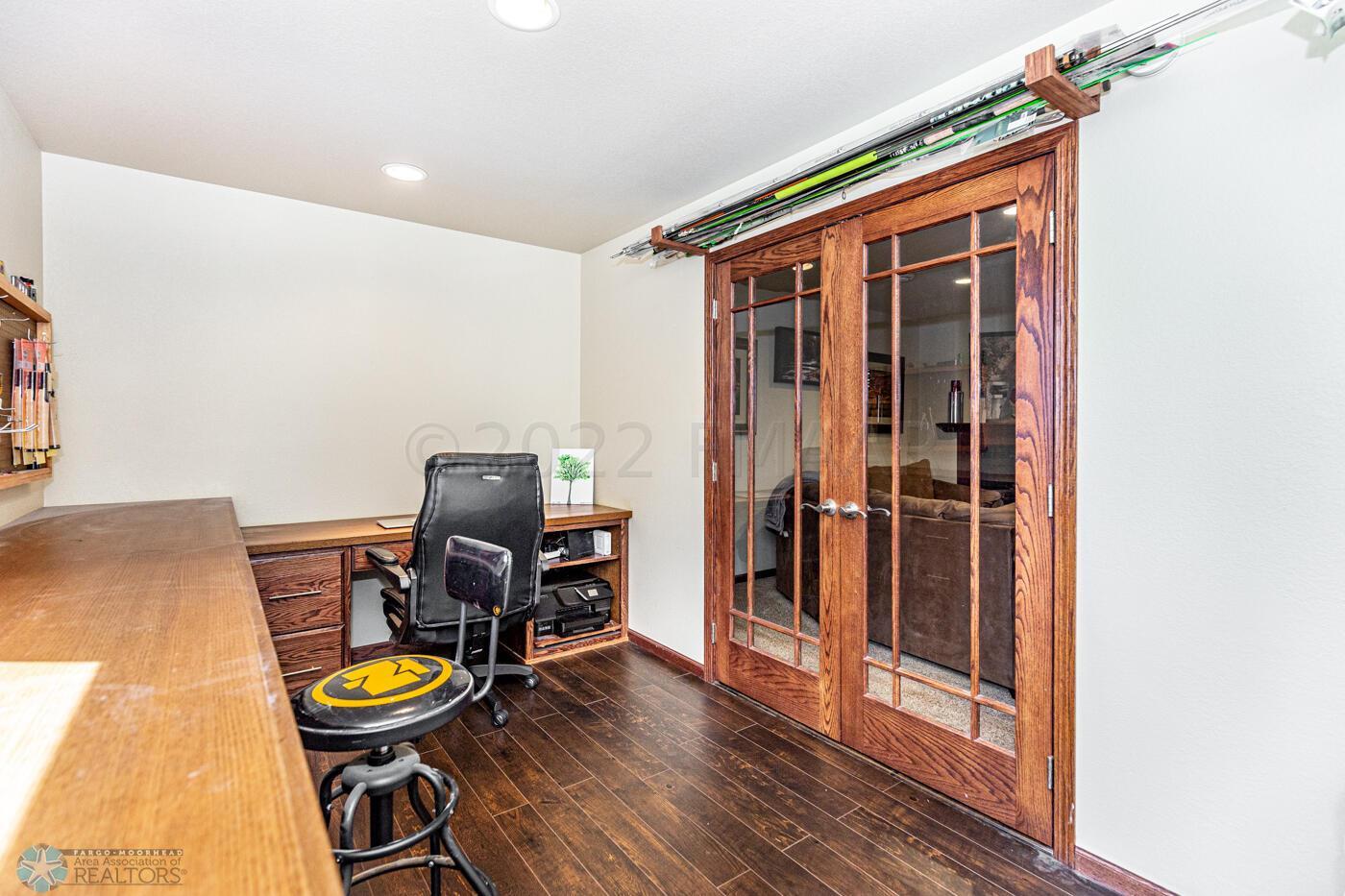 Office/Bedroom 5