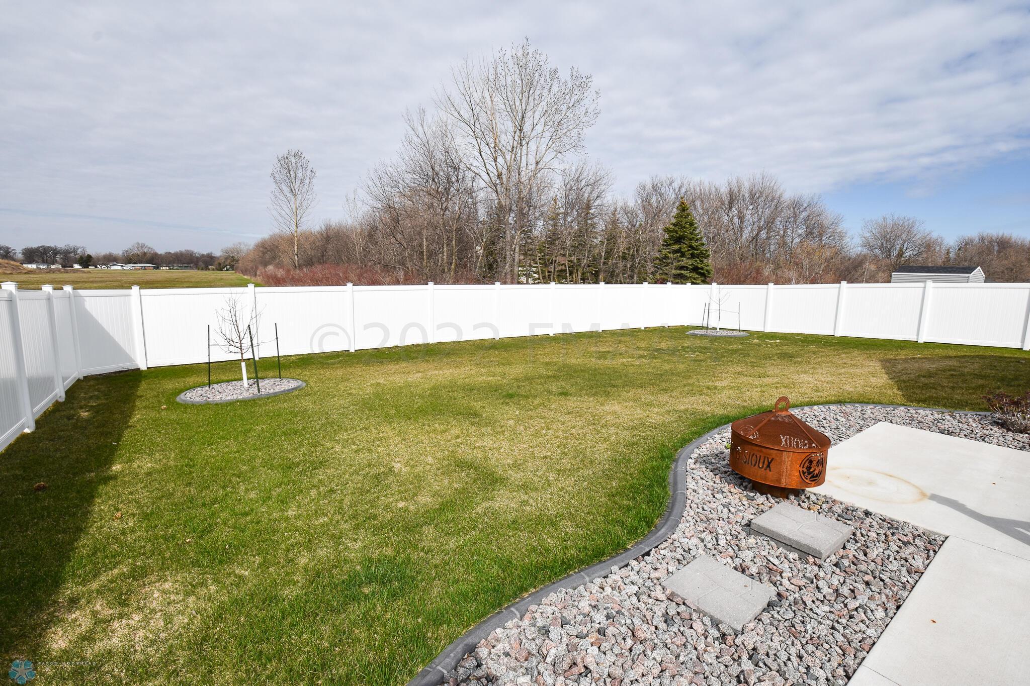 Fully Fence Yard