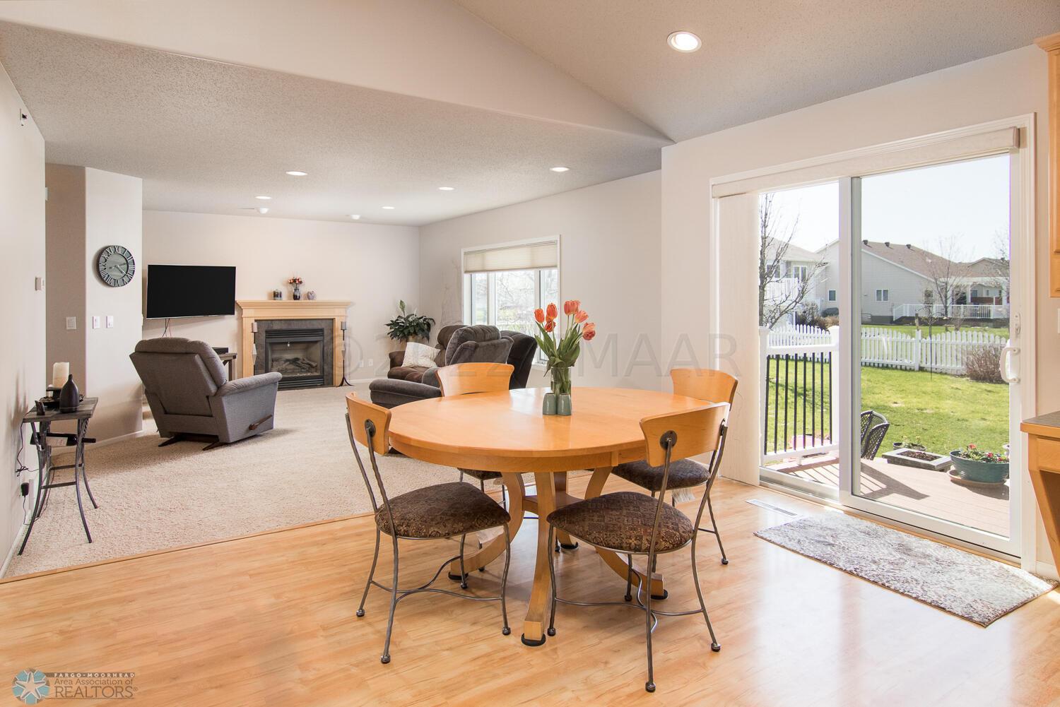 Dining & Family Rooms
