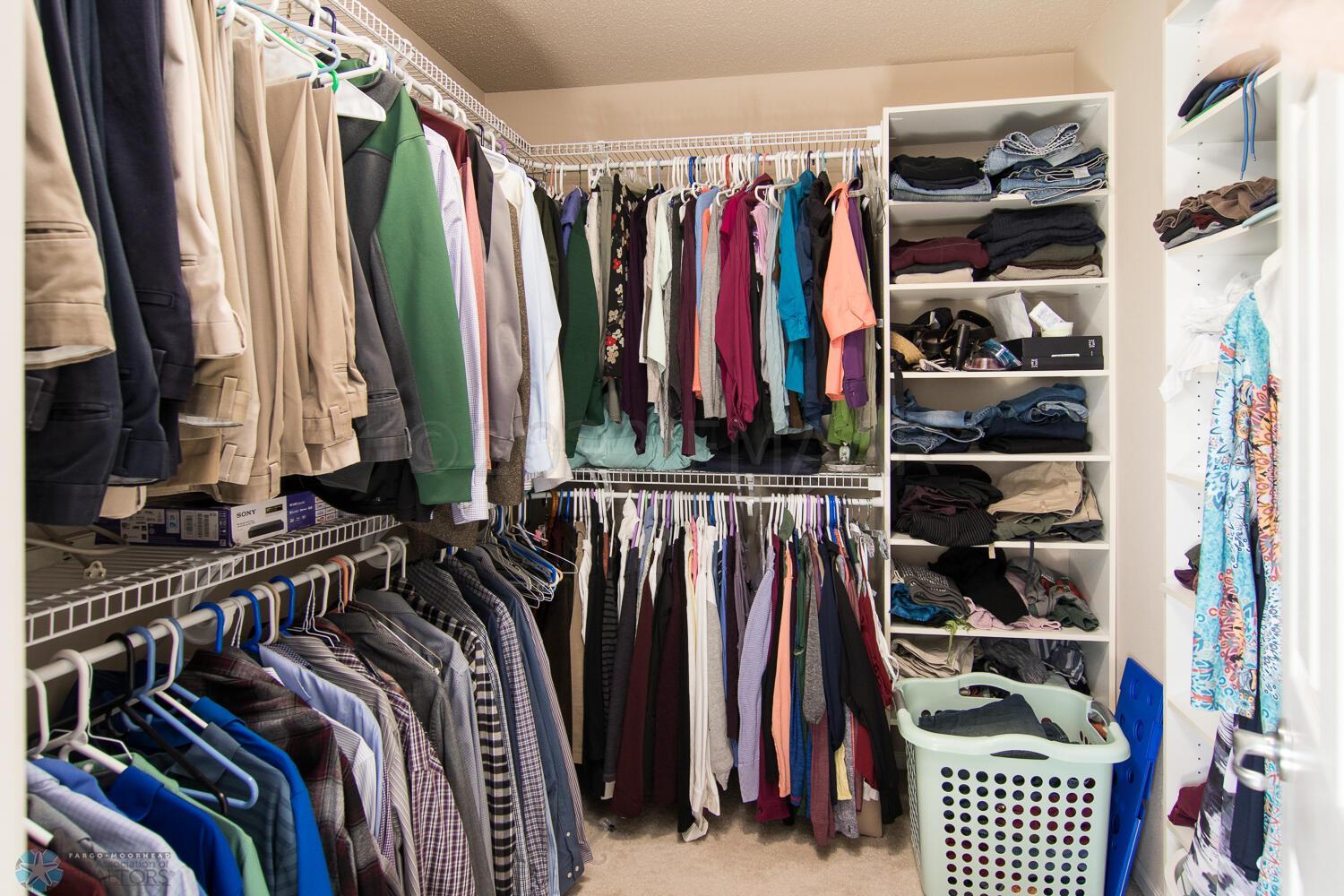 Walk-in Closet