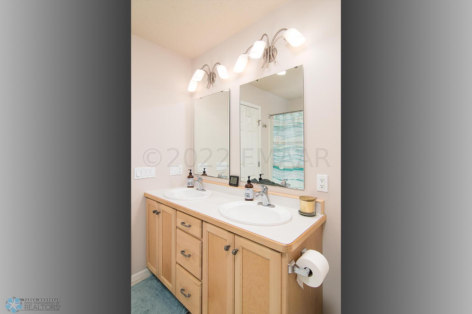 Double Sinks