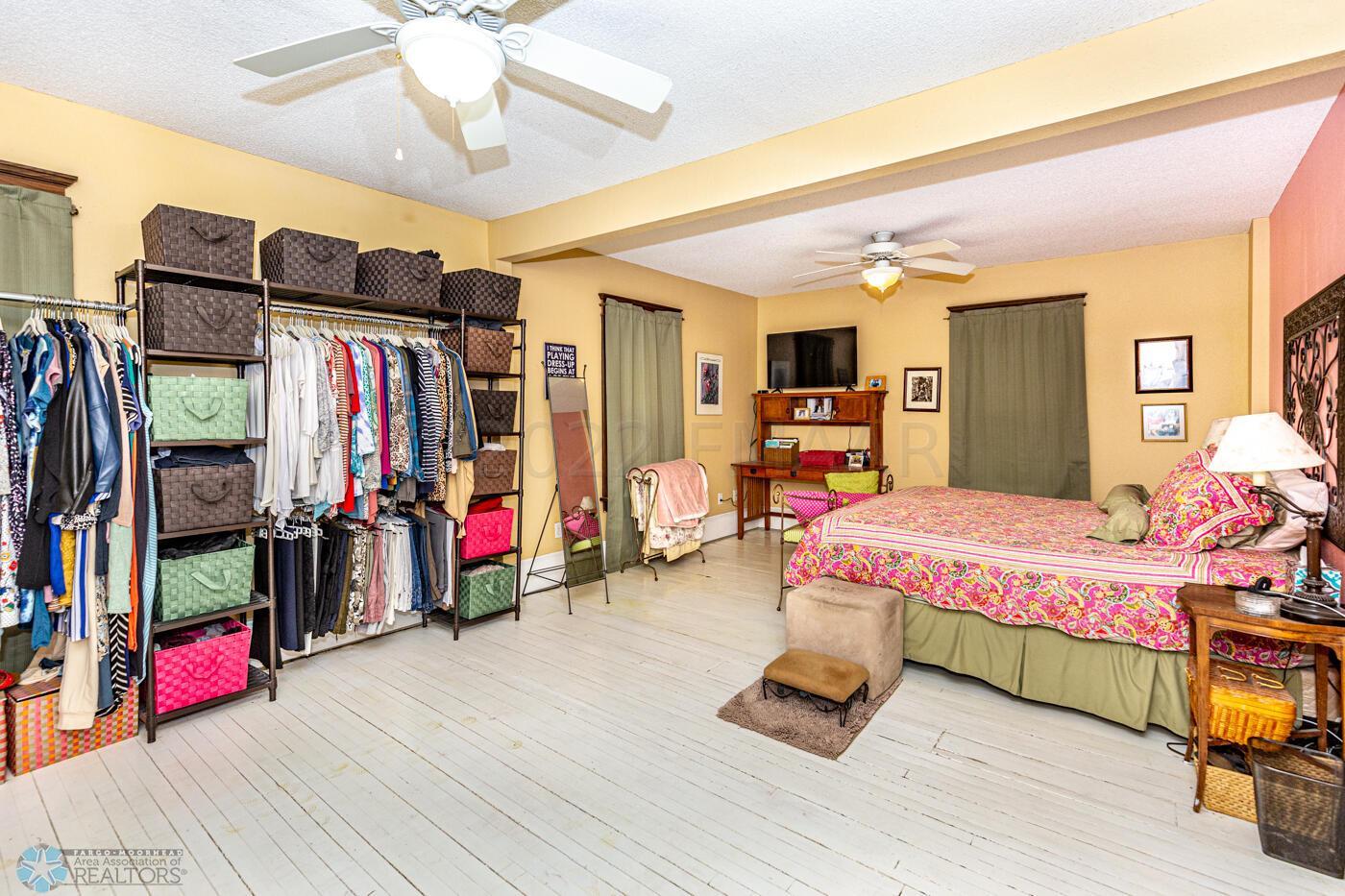 Bedroom #1