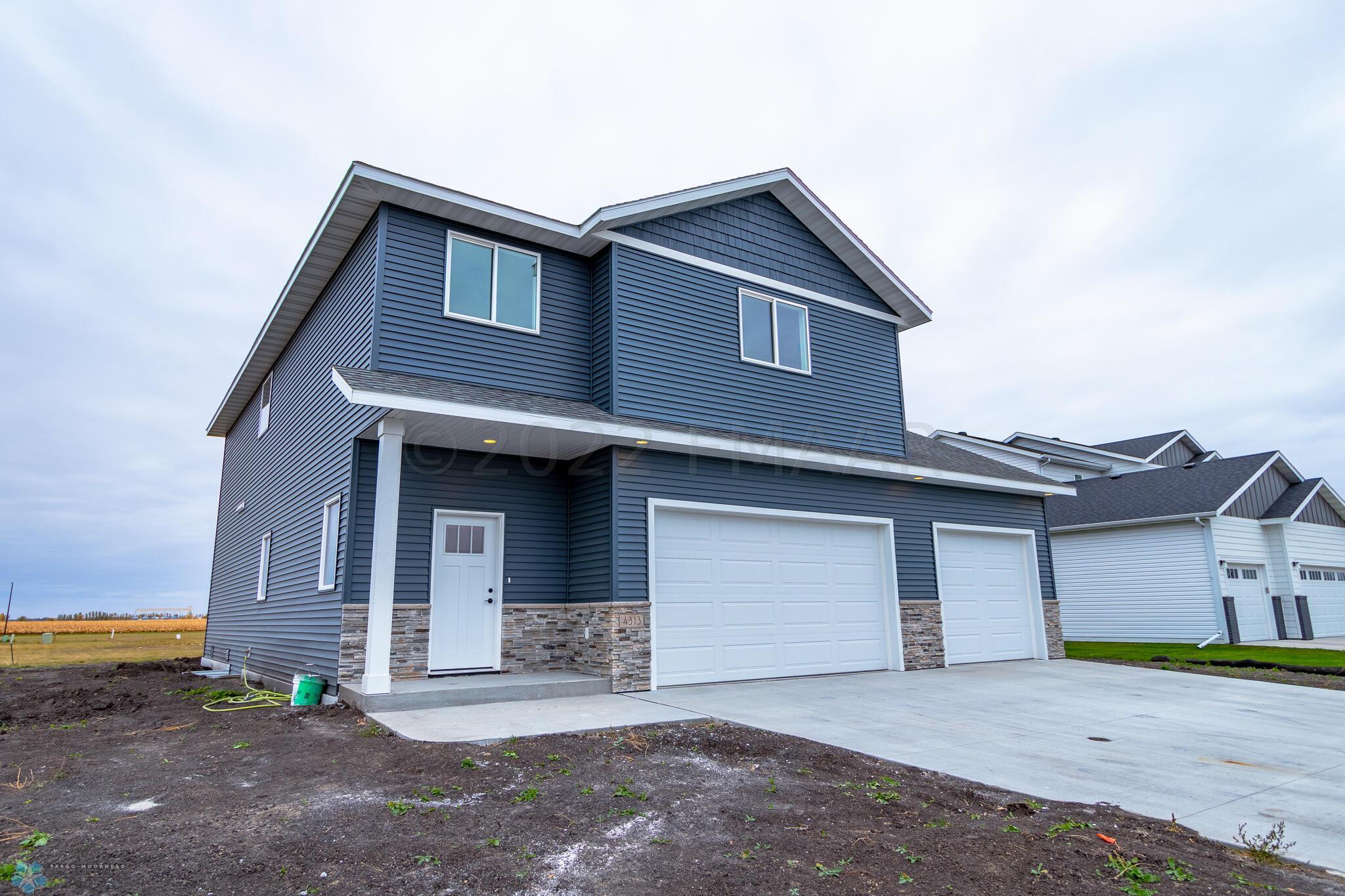 4313 21ST Avenue S, Moorhead, MN 56560-3