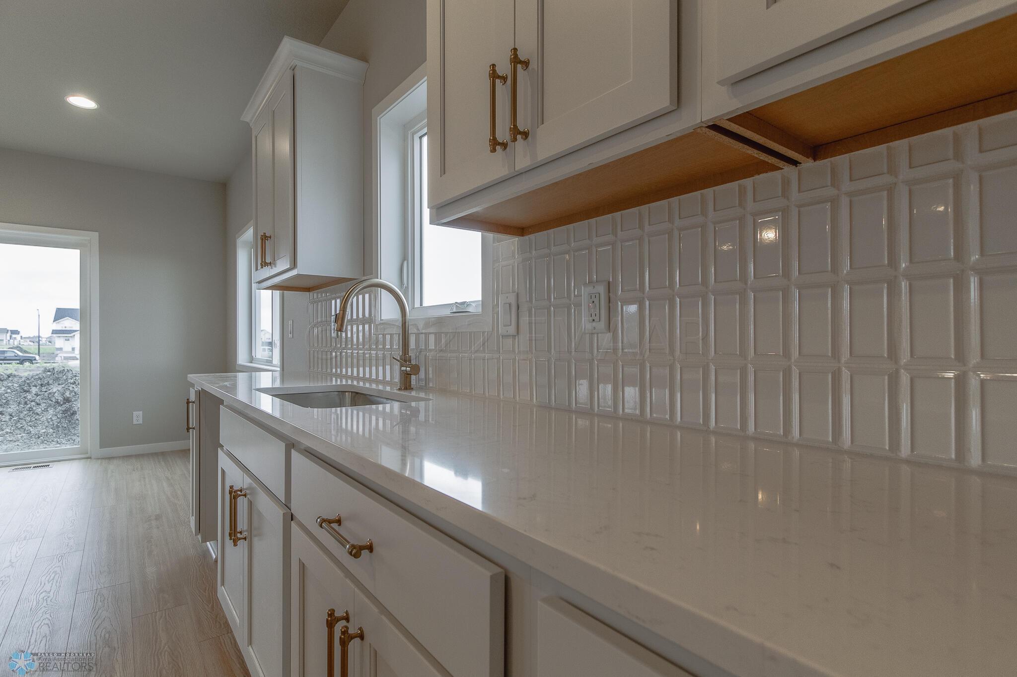 7344 27th St S, Fargo, ND 58104-53