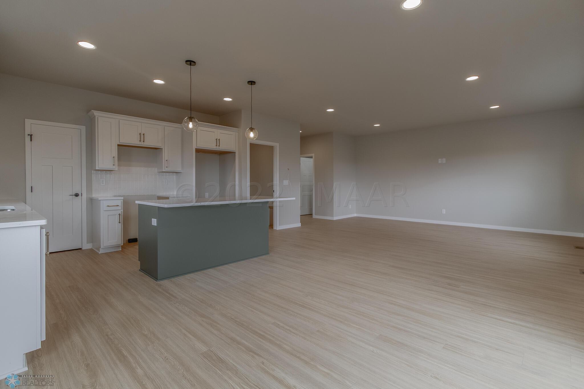 7344 27th St S, Fargo, ND 58104-58