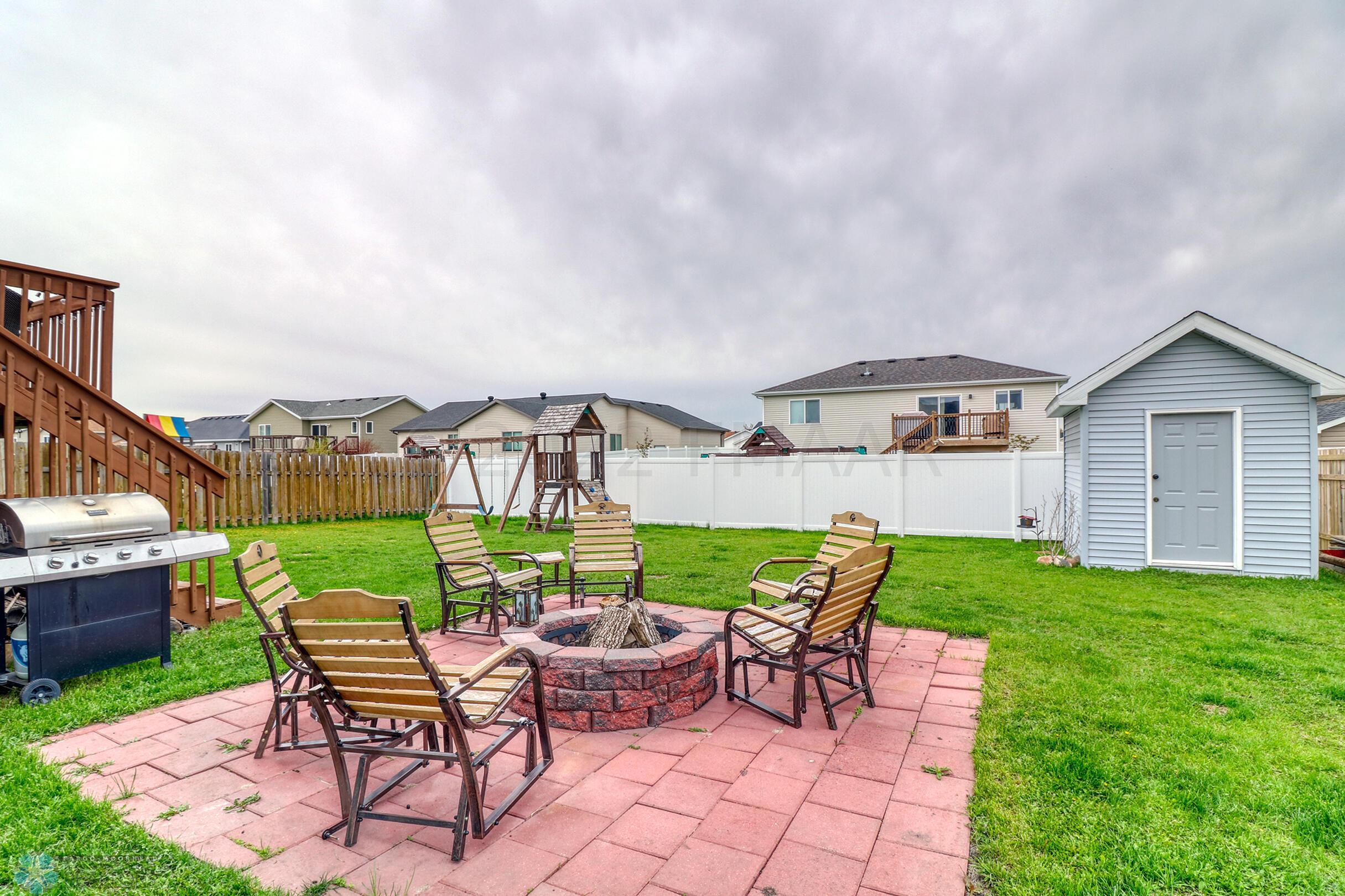 Backyard1_5