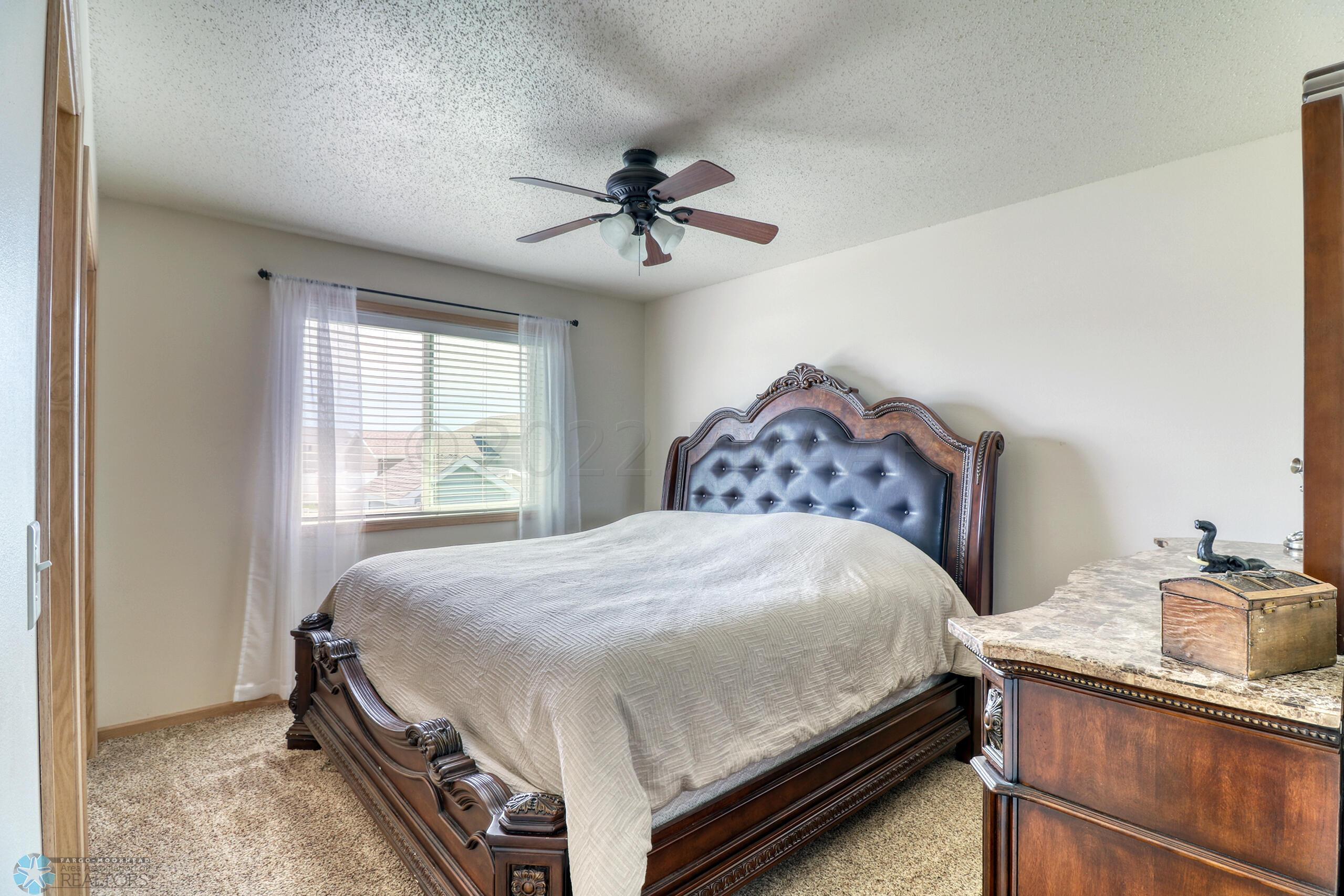 Master Bedroom1_1