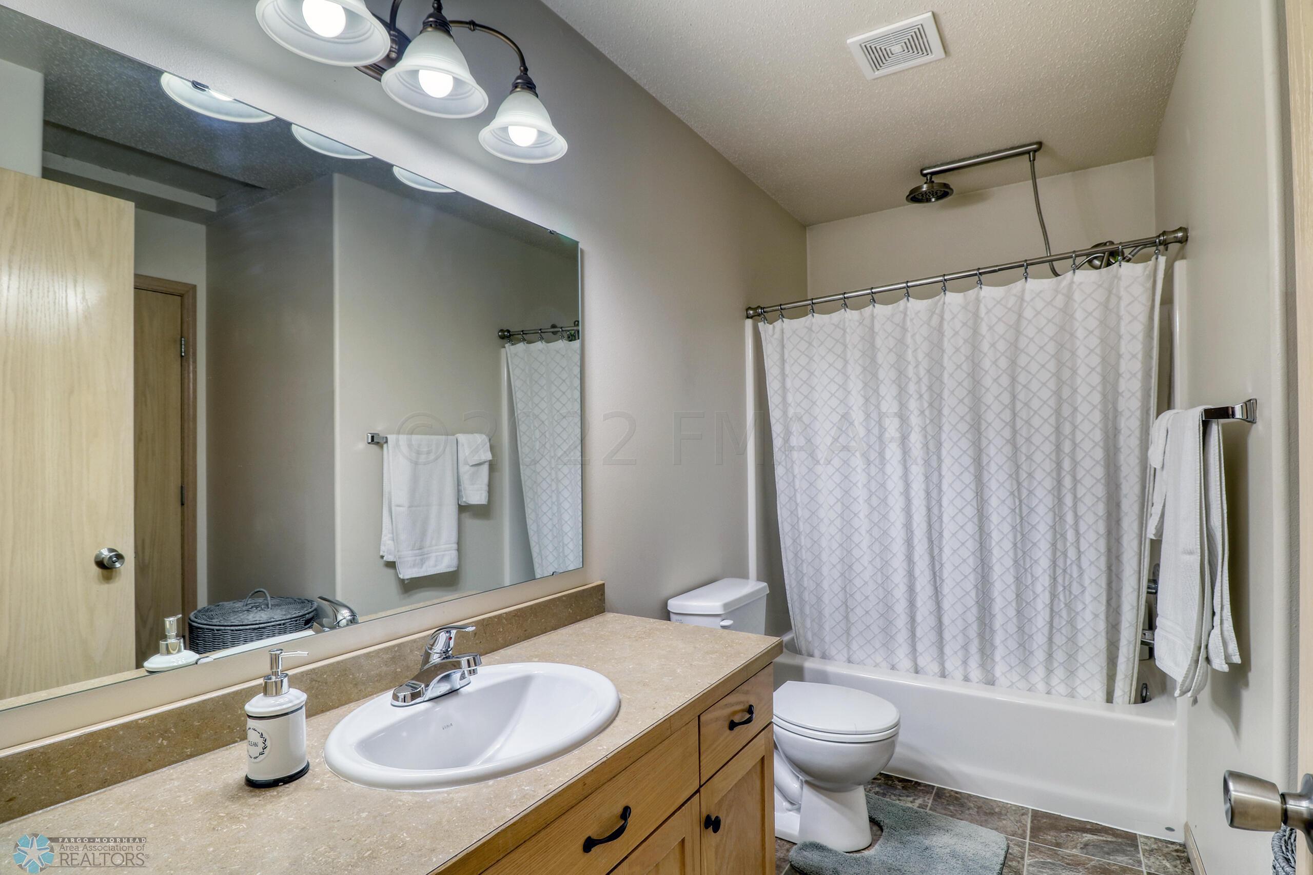 Bathroom1_1