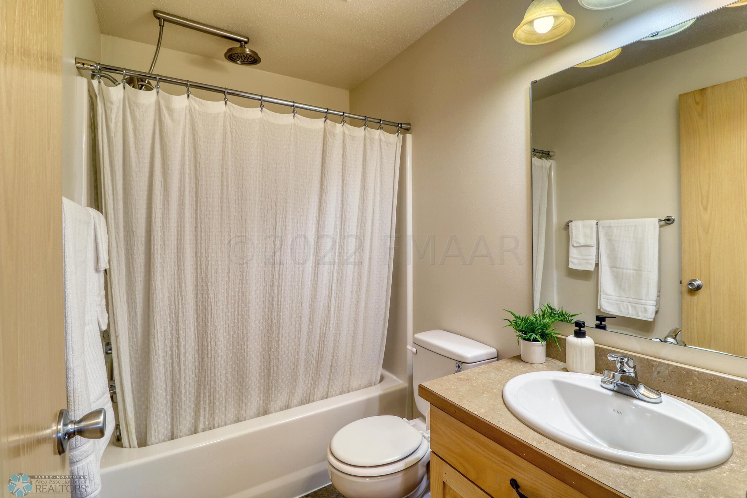 Basement Bathroom1_1