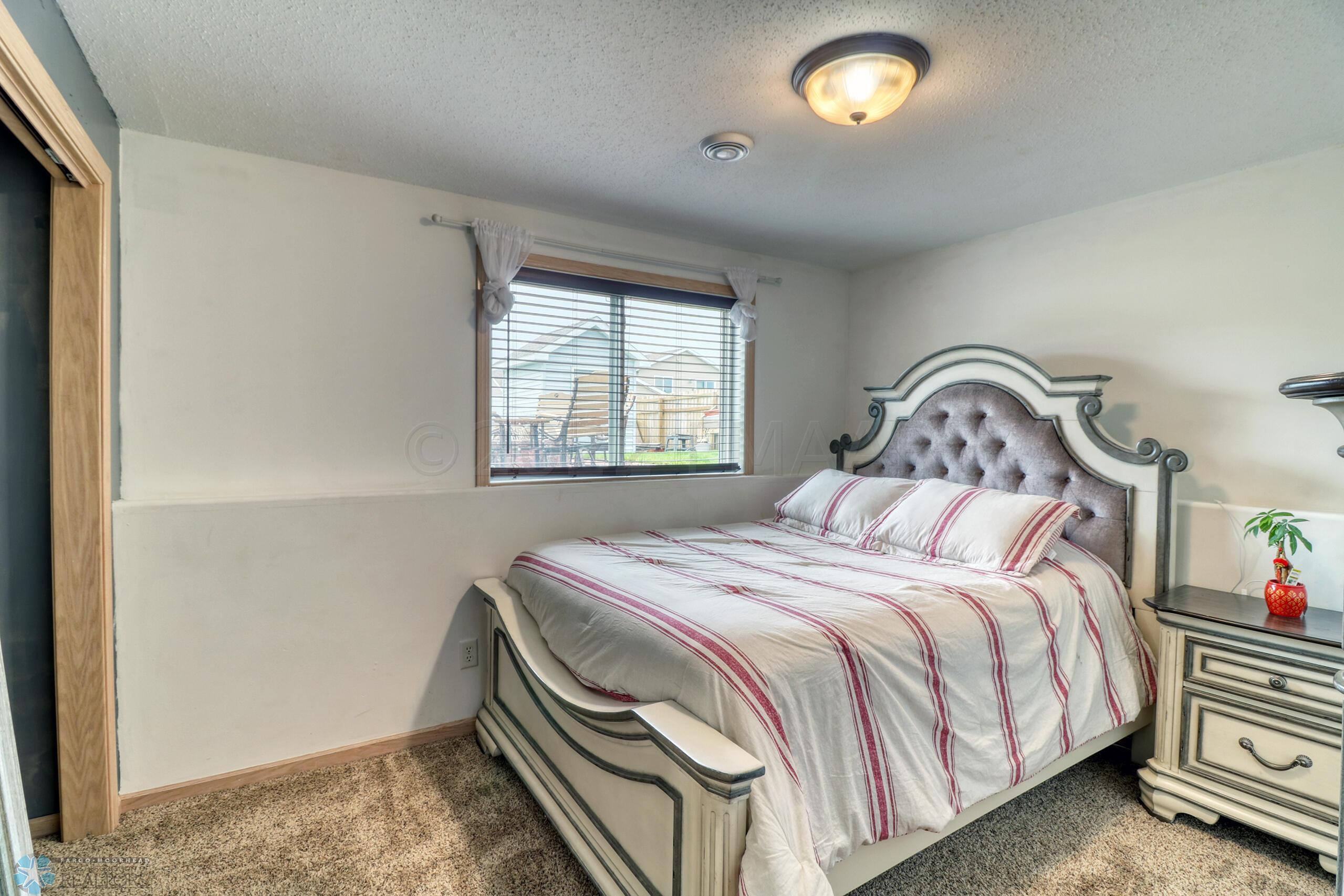 Basement Bedroom2_1