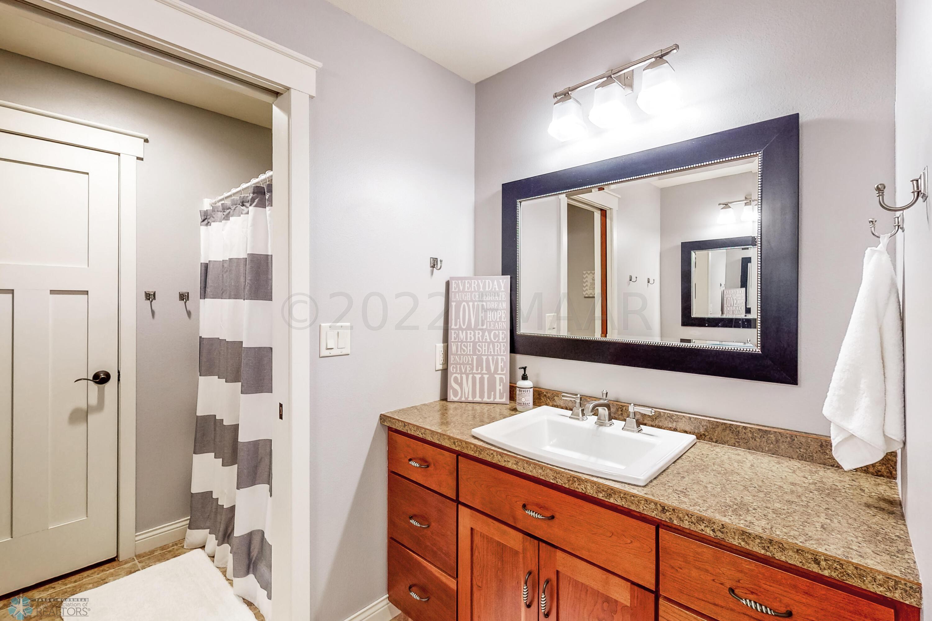 Basement full bathroom