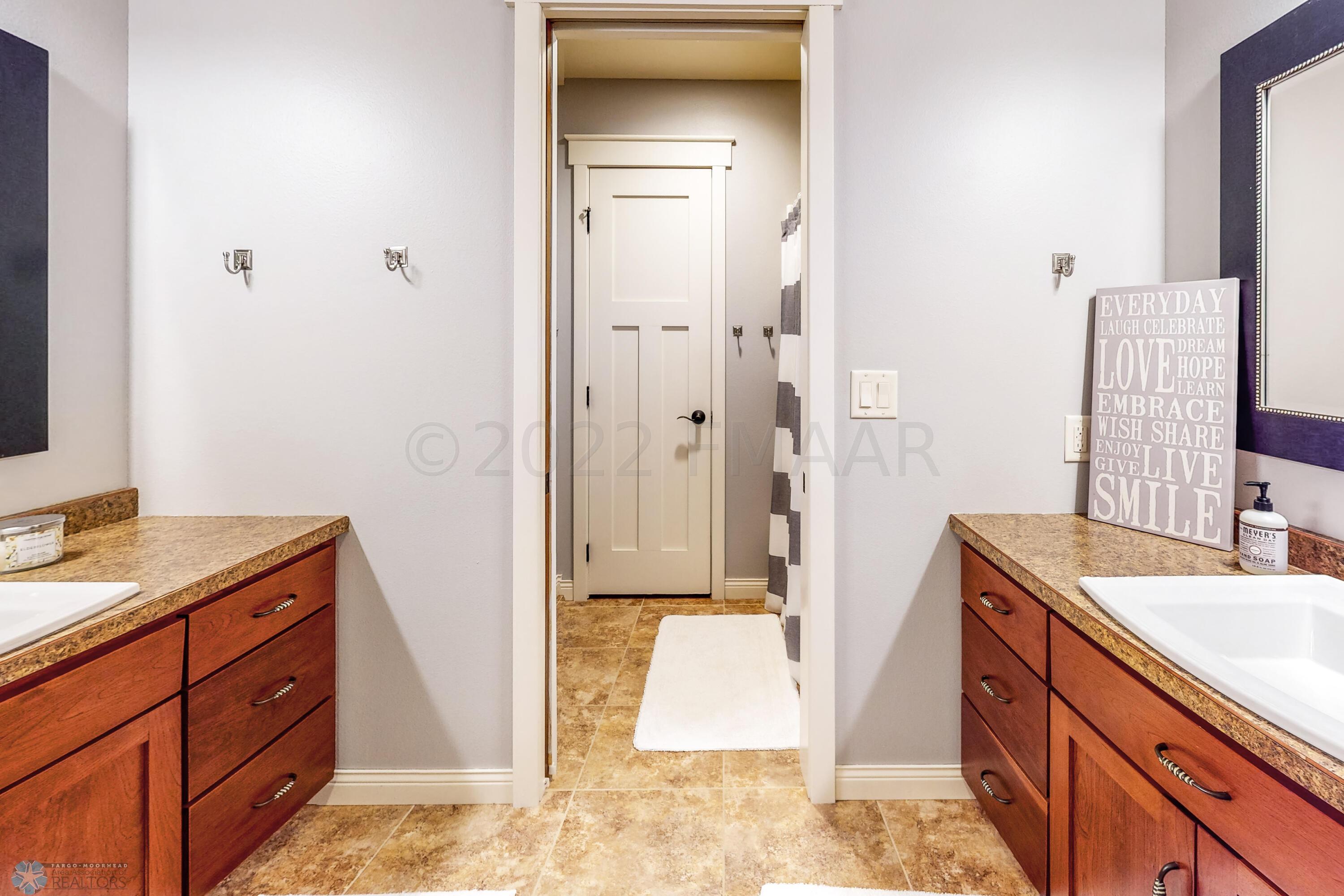 Basement full bathroom