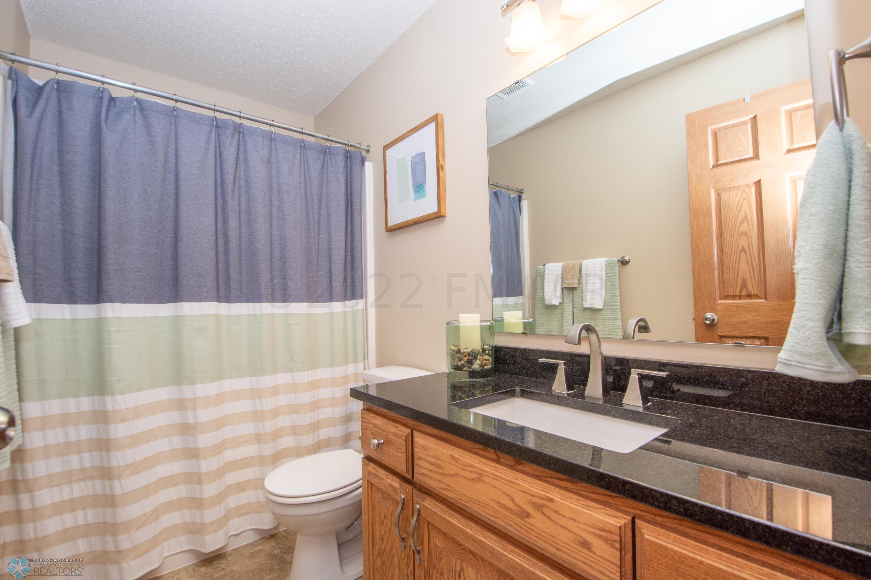 Upper Level Full Bathroom