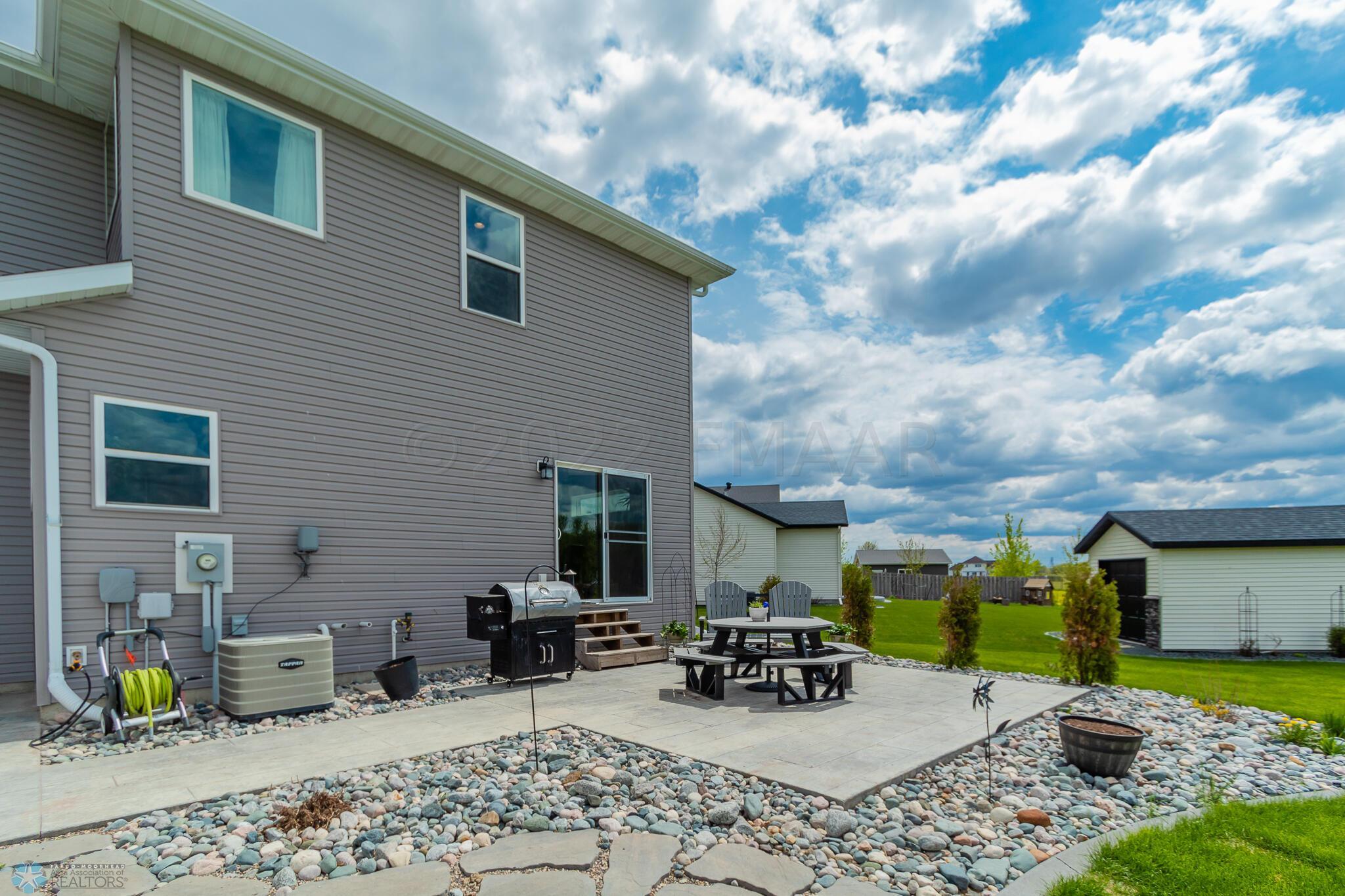 410 Sequoia Drive, Mapleton, ND 58059-07