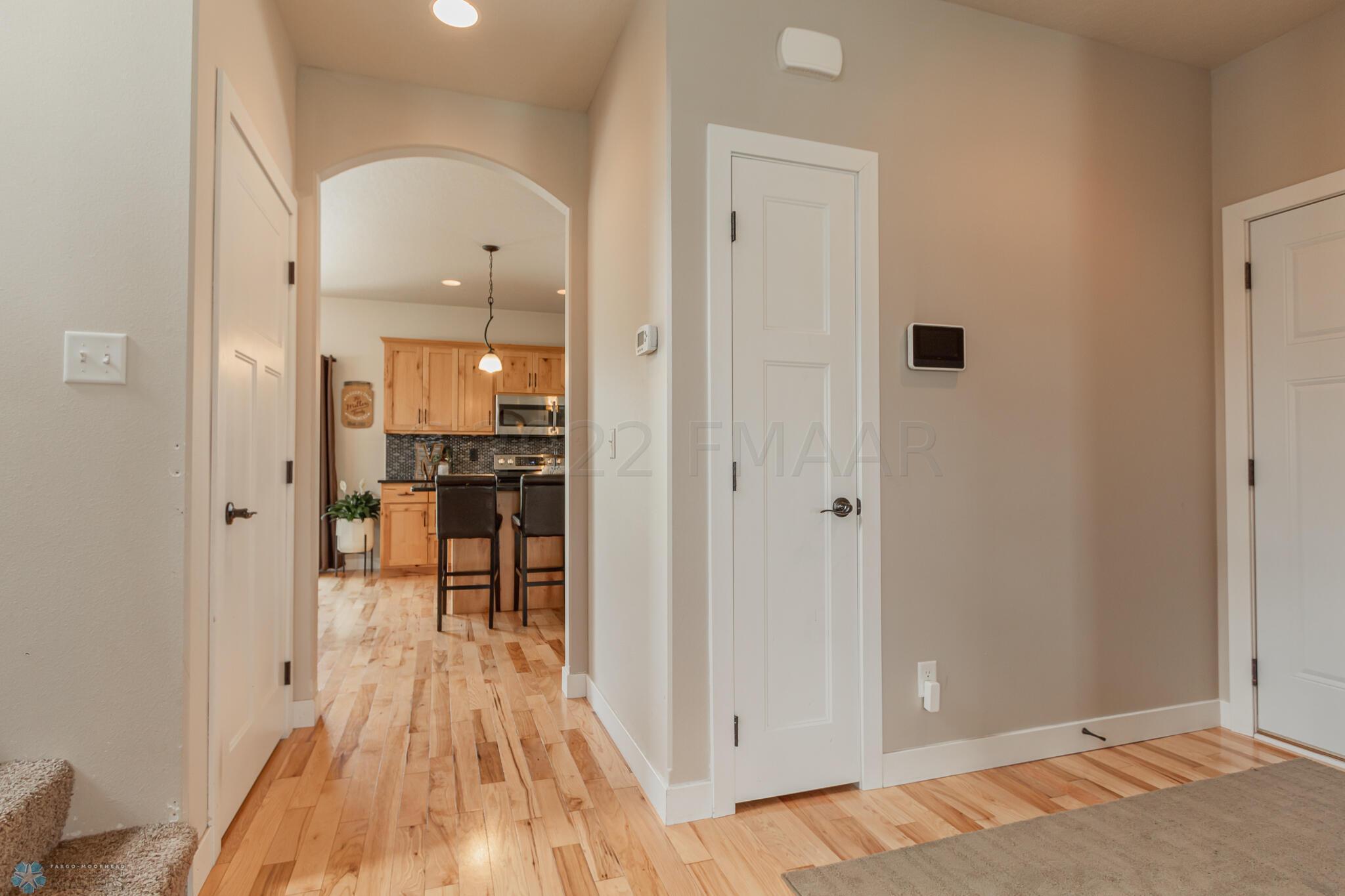410 Sequoia Drive, Mapleton, ND 58059-20