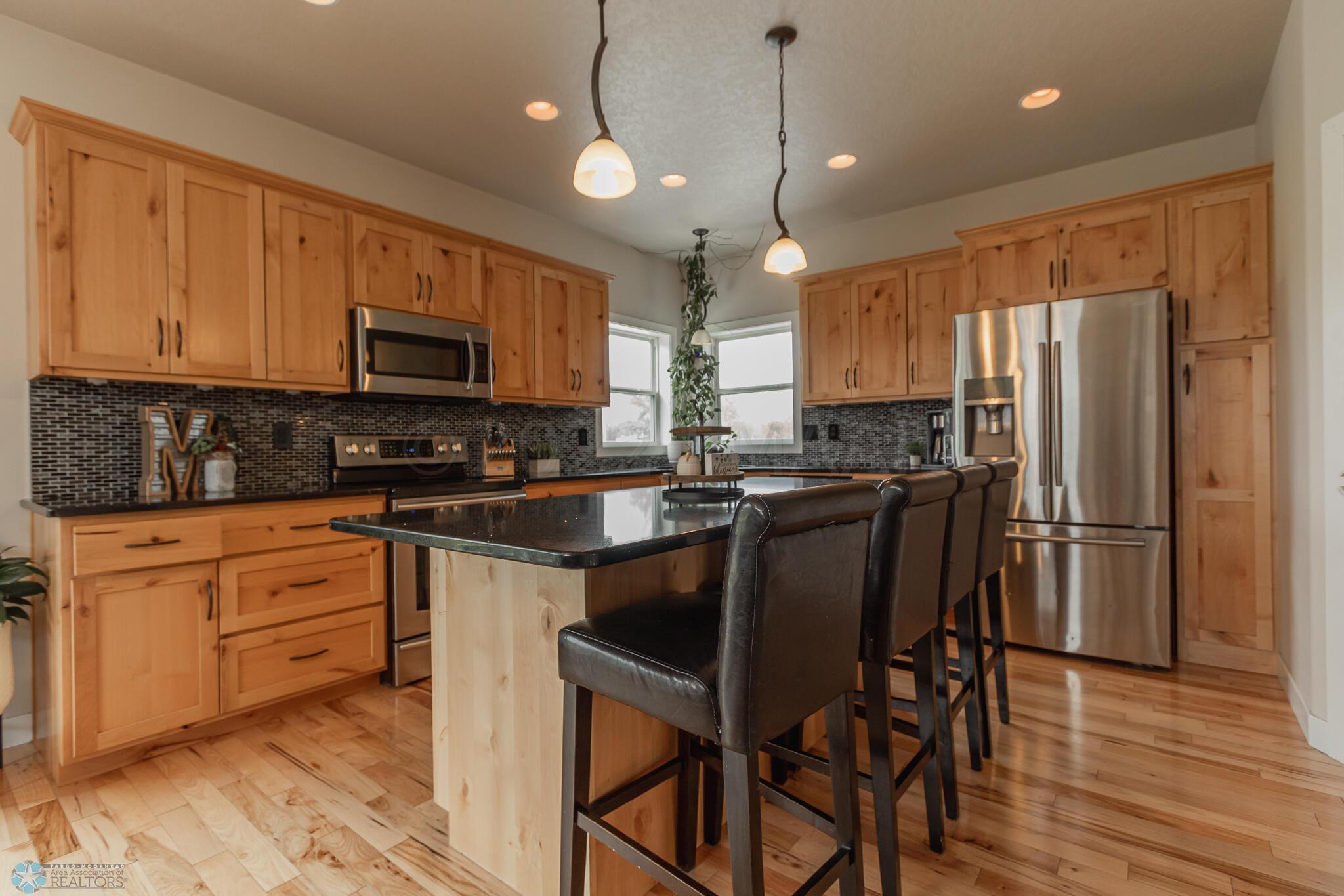 410 Sequoia Drive, Mapleton, ND 58059-28