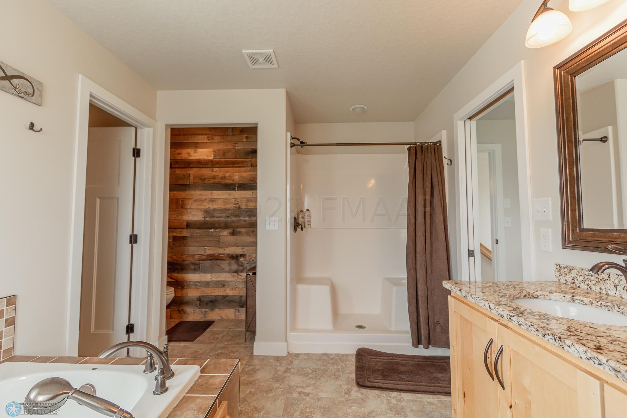 410 Sequoia Drive, Mapleton, ND 58059-39