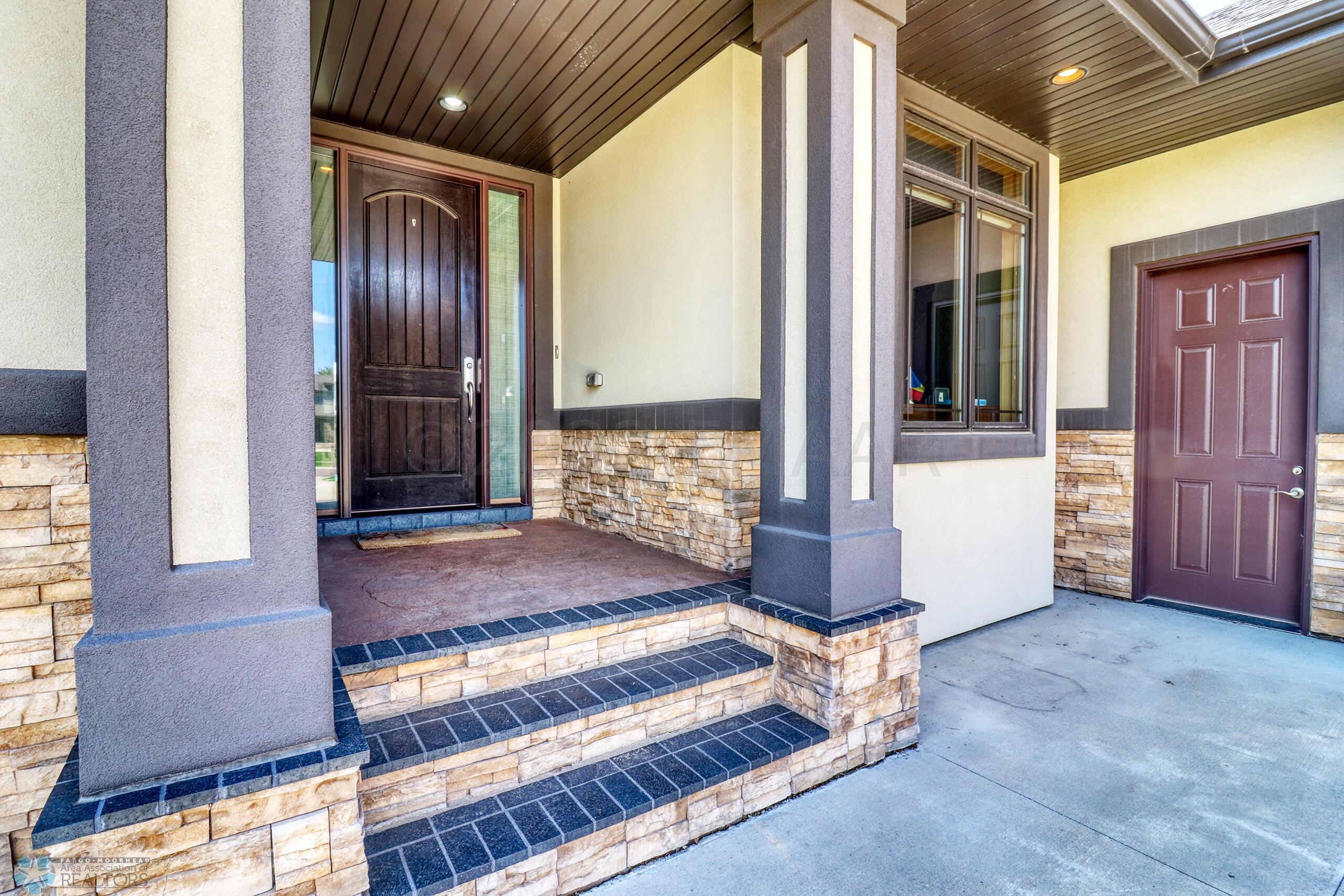 Front Exterior1_4