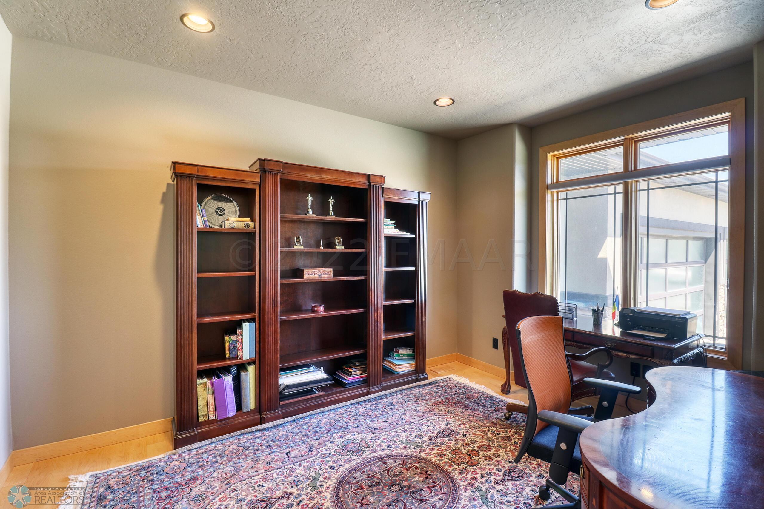 Office1_1