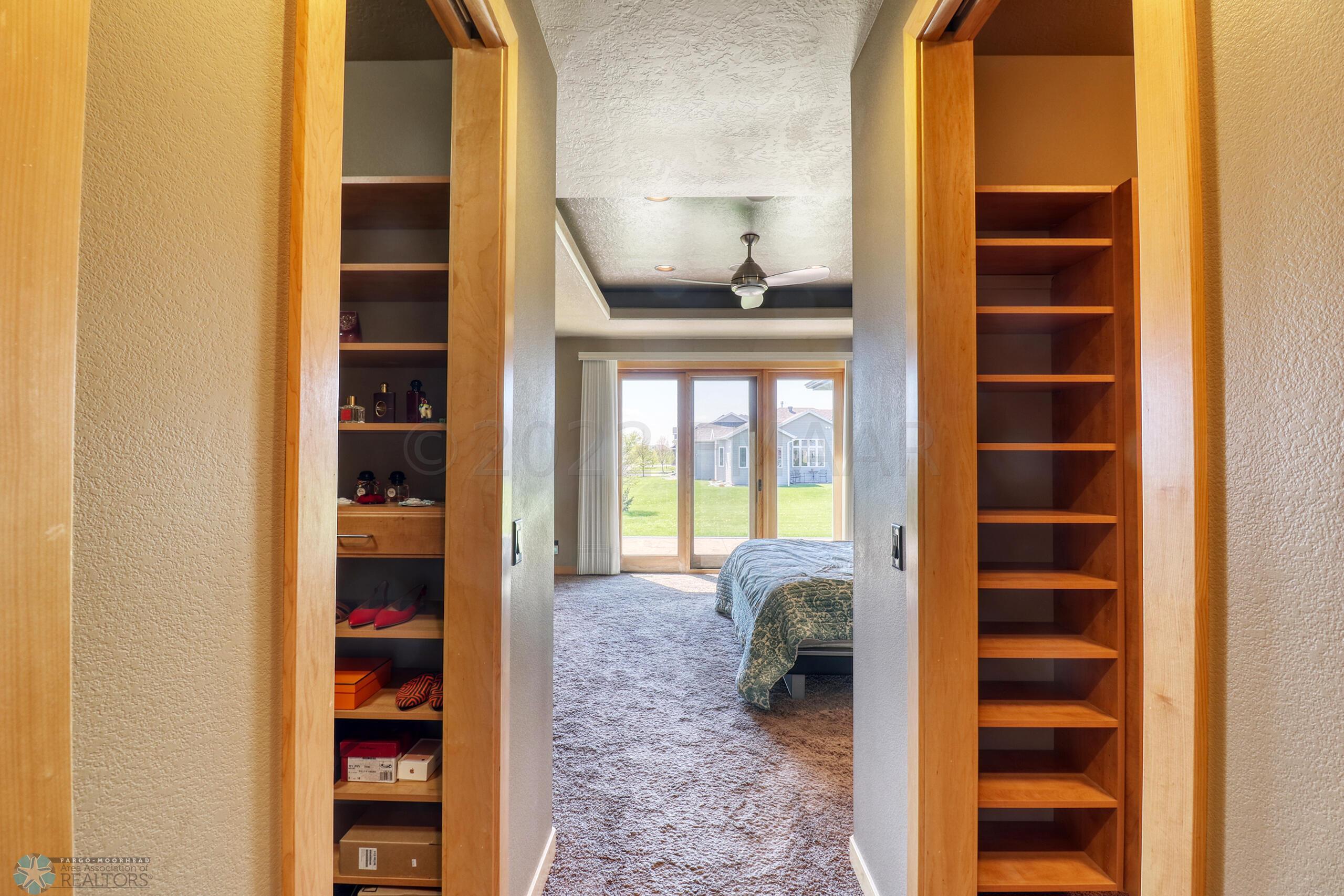 Master Bedroom1_3