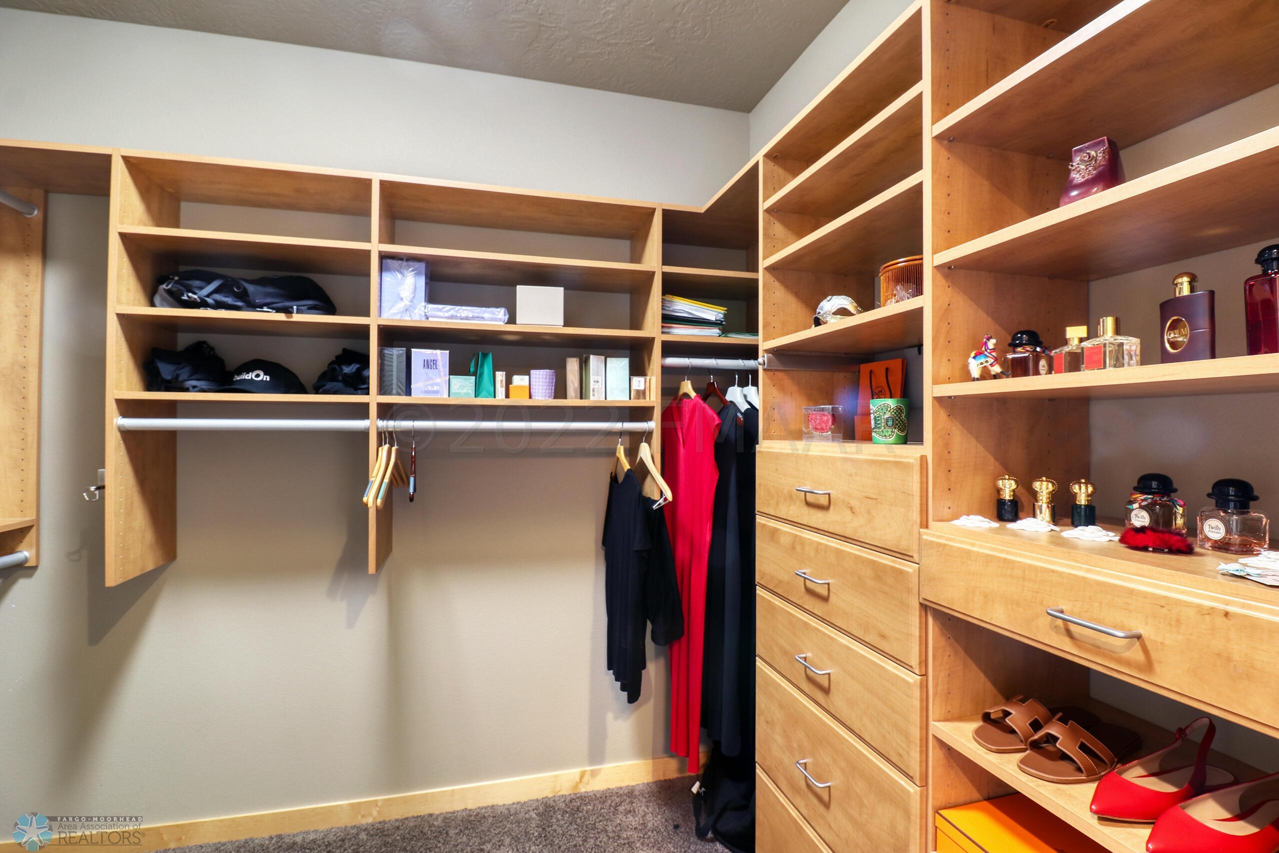 Master Bedroom1_1