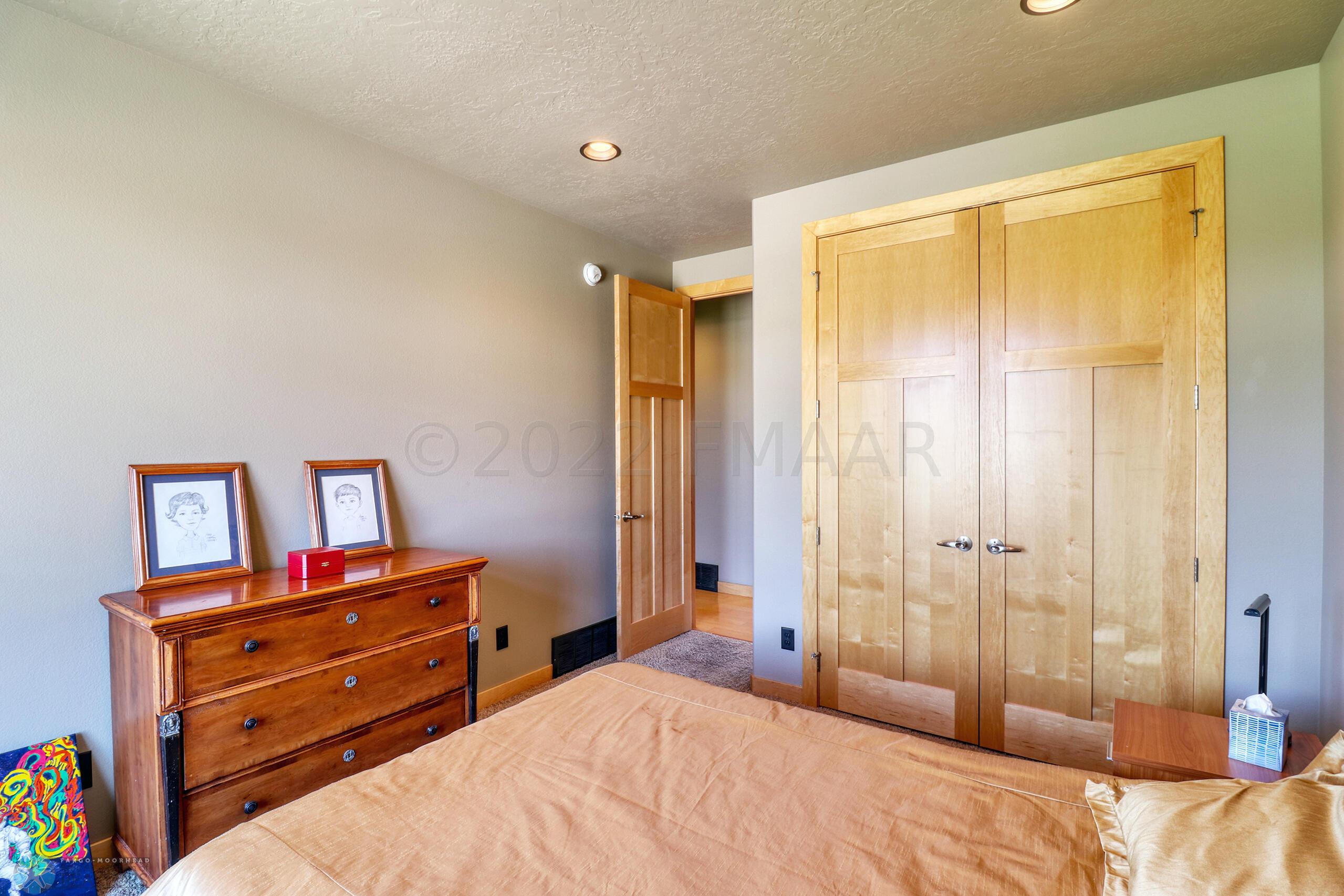 Bedroom1_1