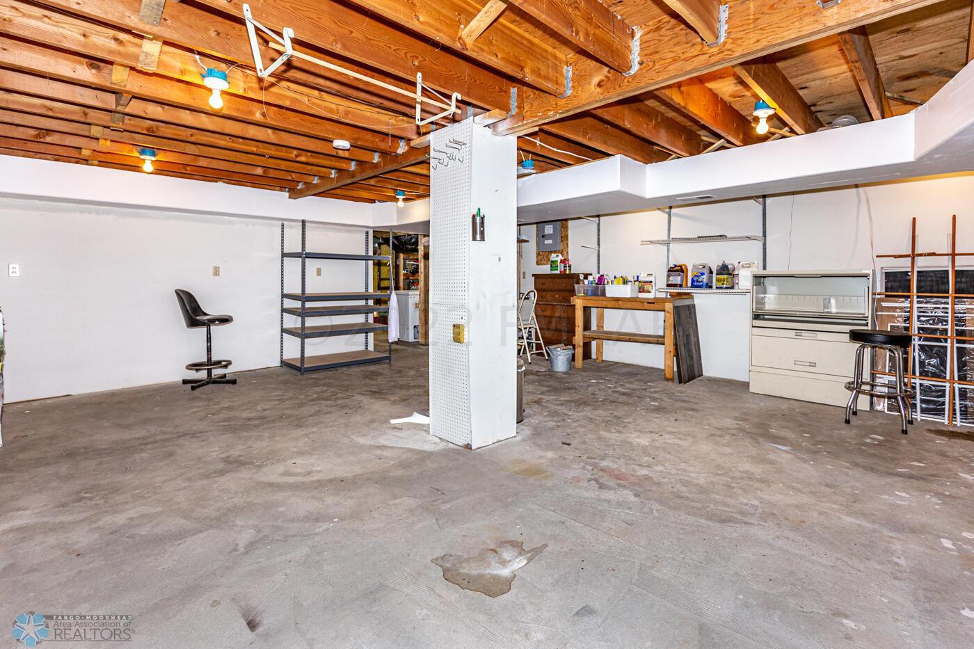 Storage/workshop