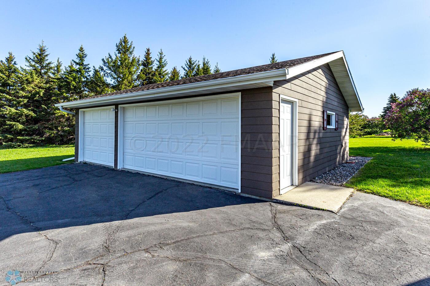 3-car garage