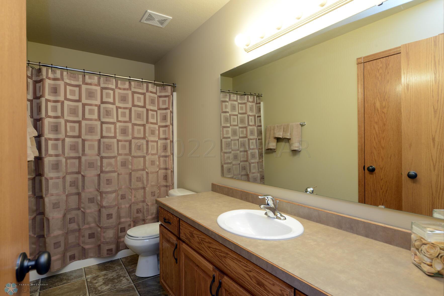Upper Full Bath