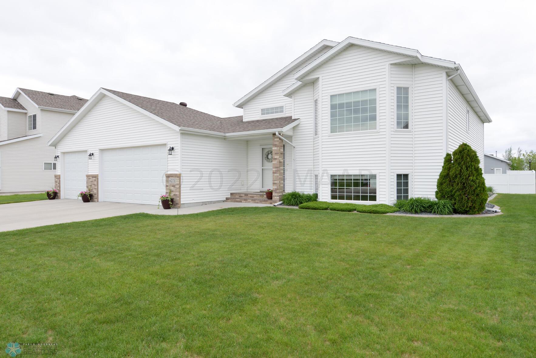 Beautifully Cared For Home!
