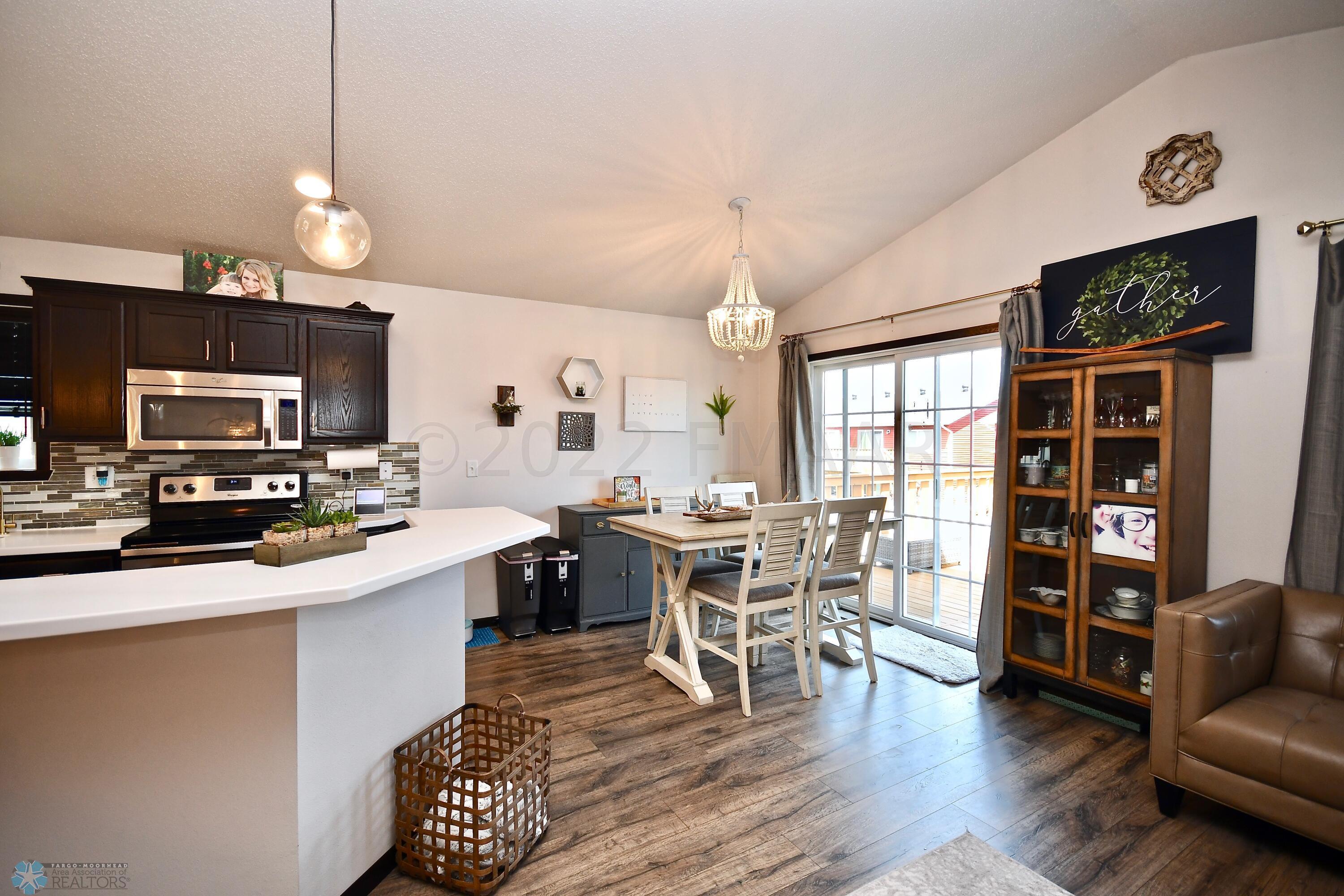 Kitchen/Dining