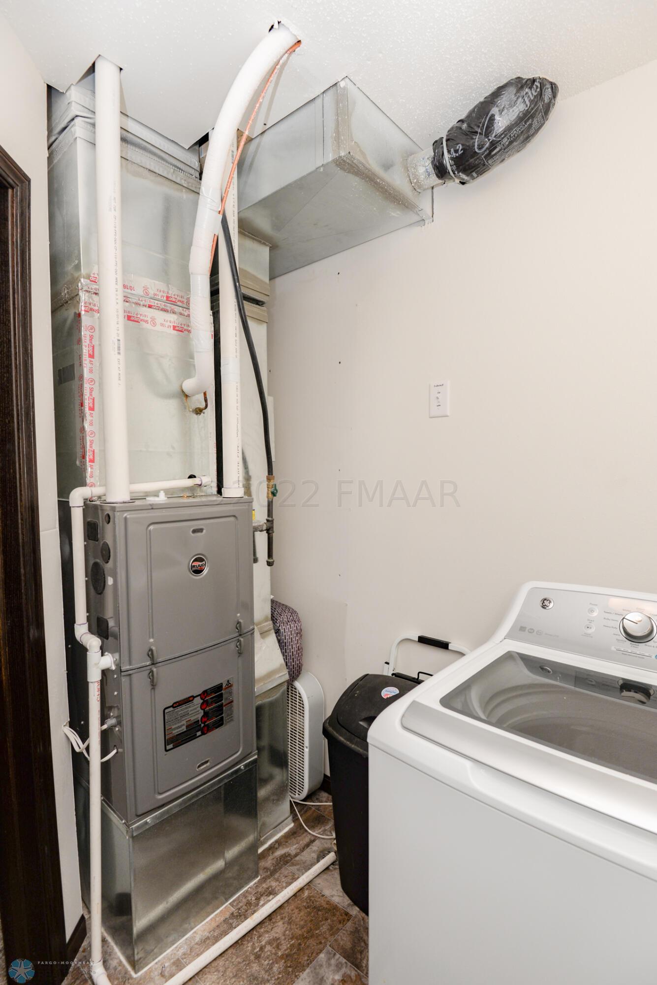 Laundry/Utilities