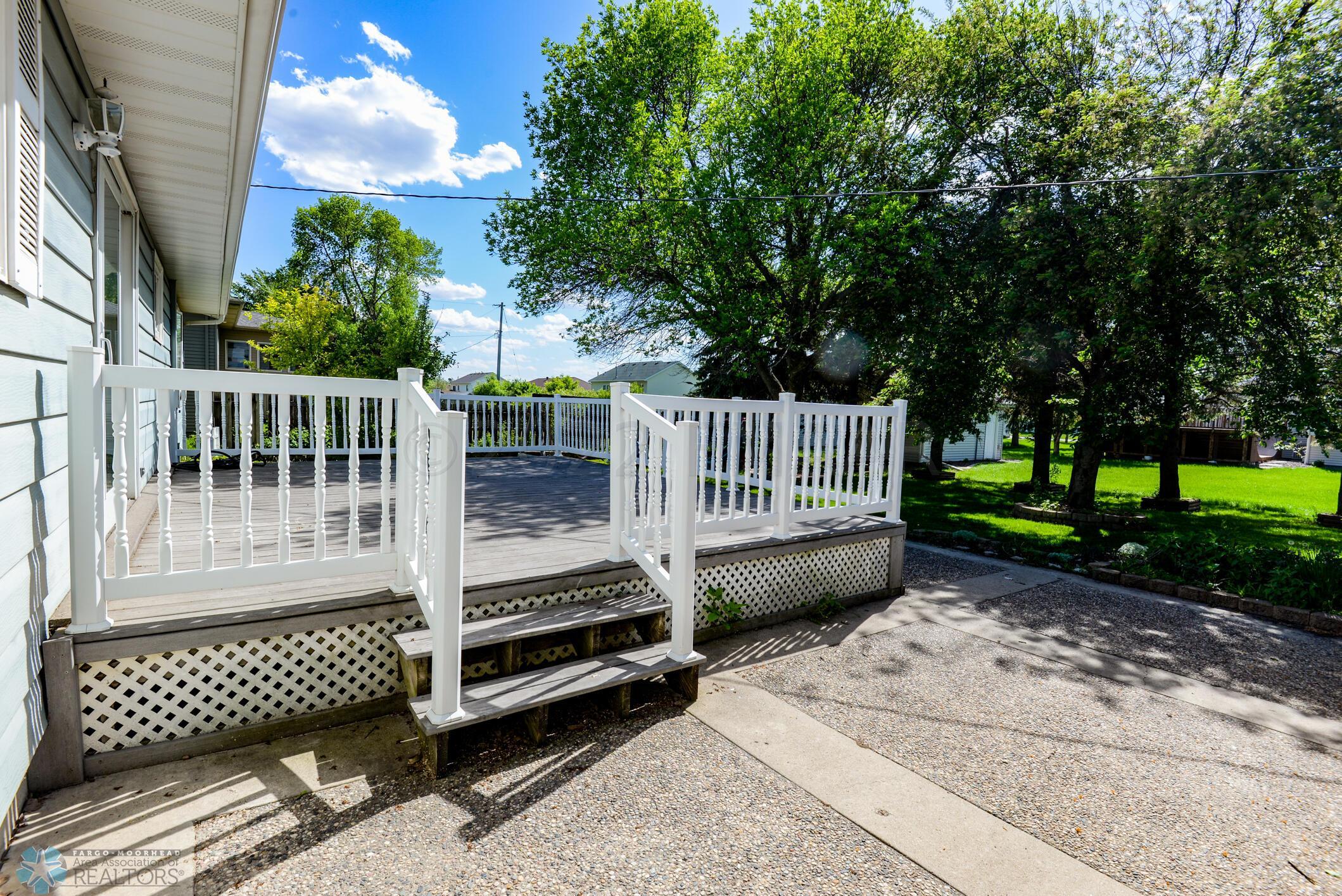 Patio/Deck Area