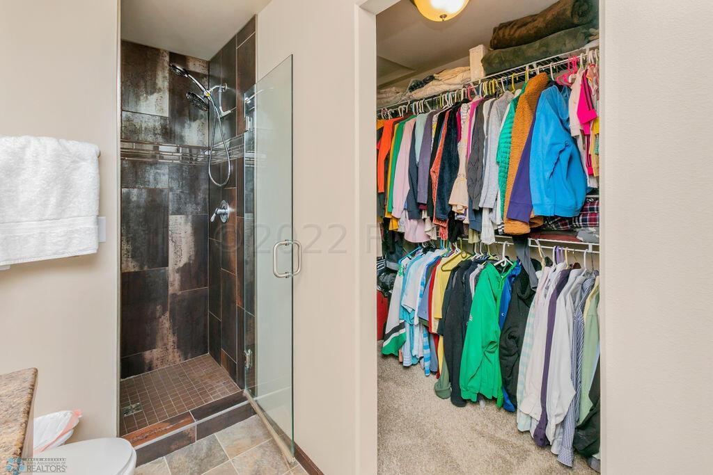Master Bath & Walk-in Closet