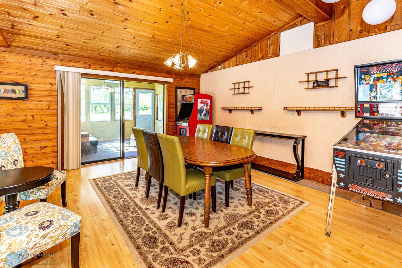 Formal Dining