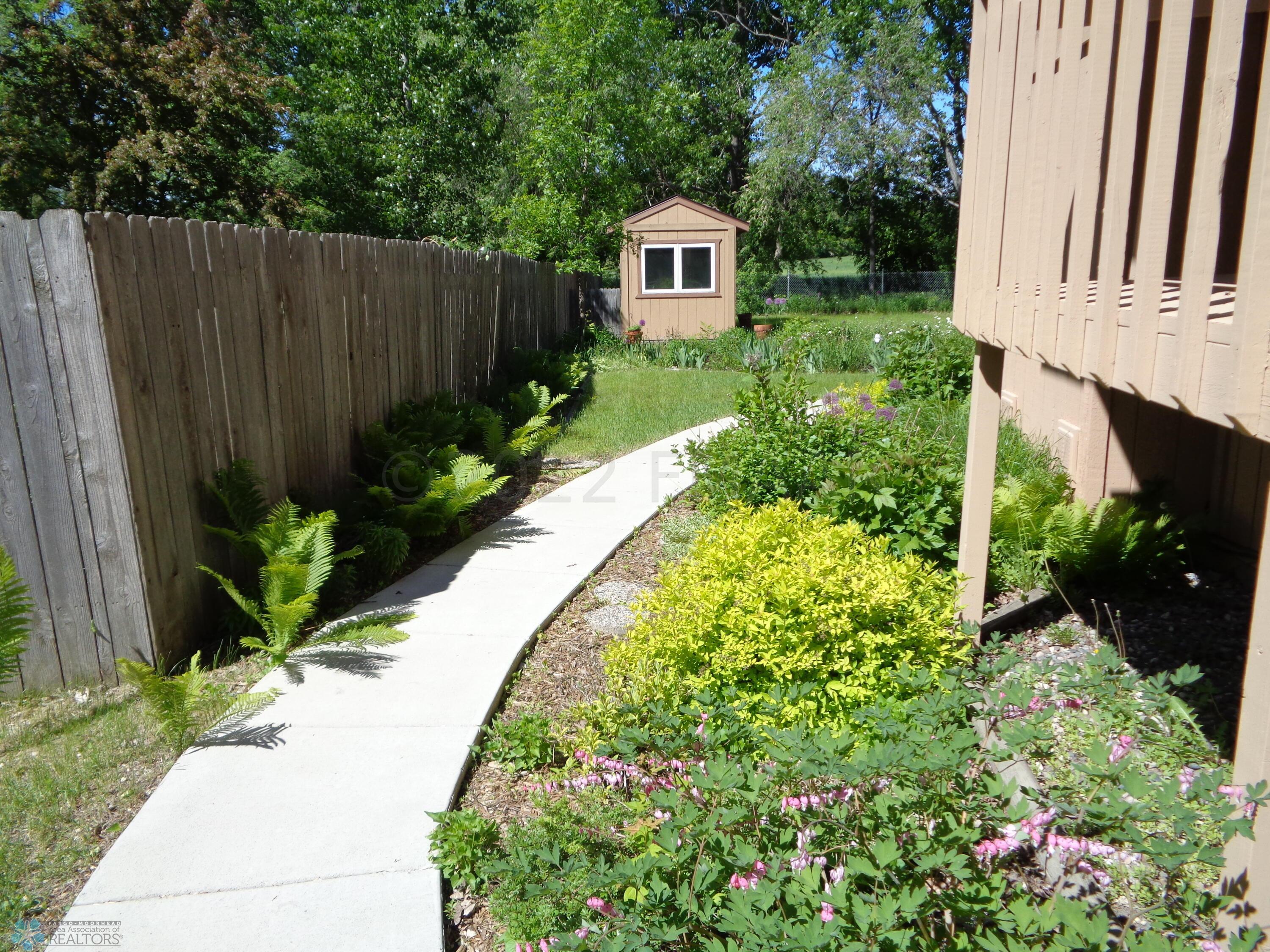 Side Landscaping
