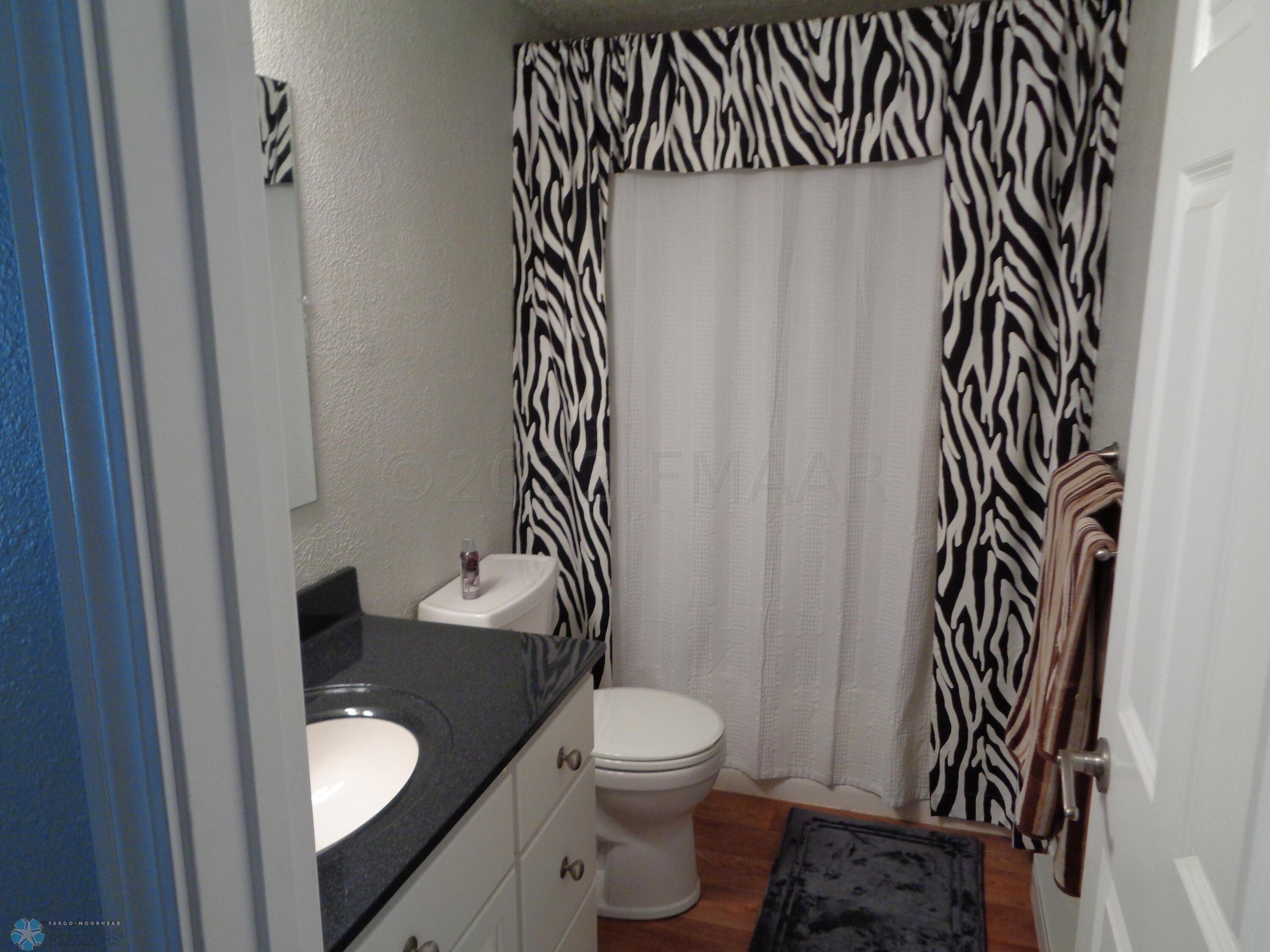 2nd Bathroom
