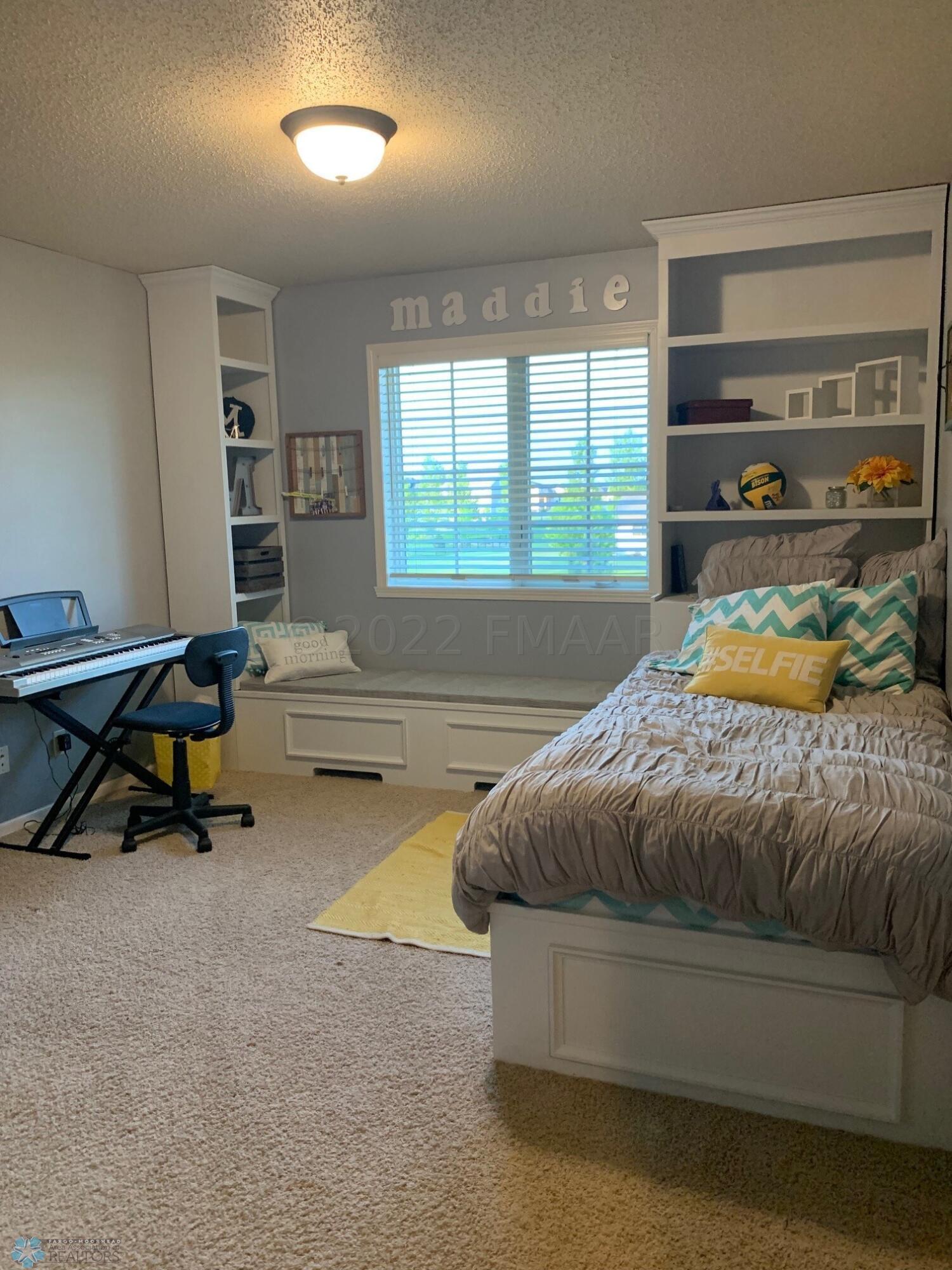 Upstairs Bedroom 2