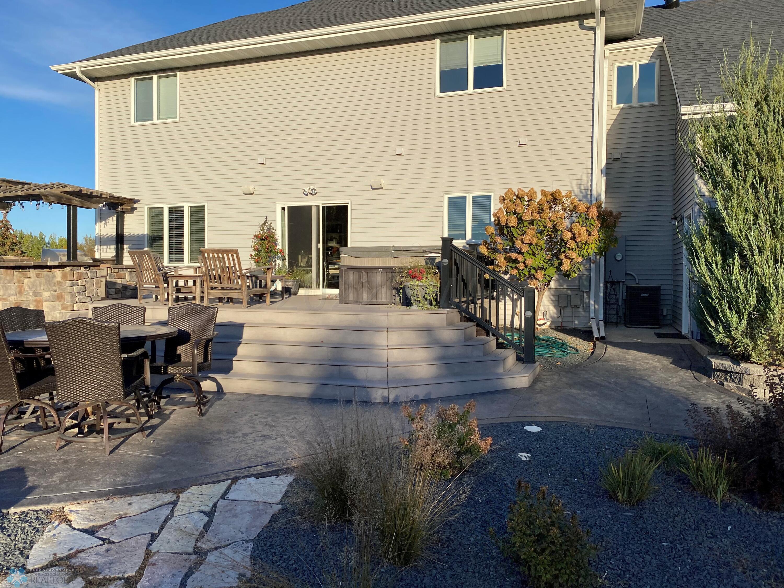 Deck Patio 2