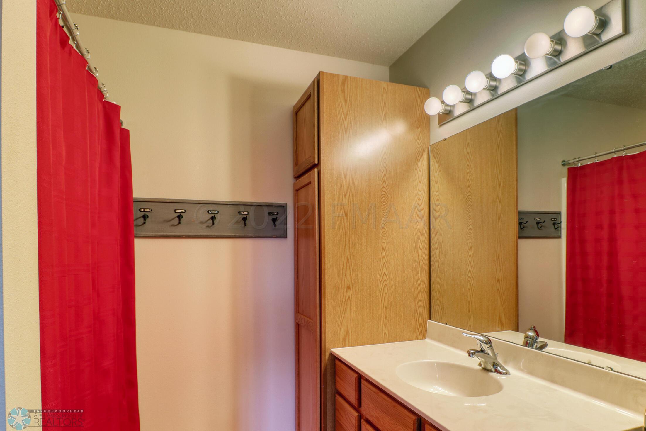 Bathroom1_1