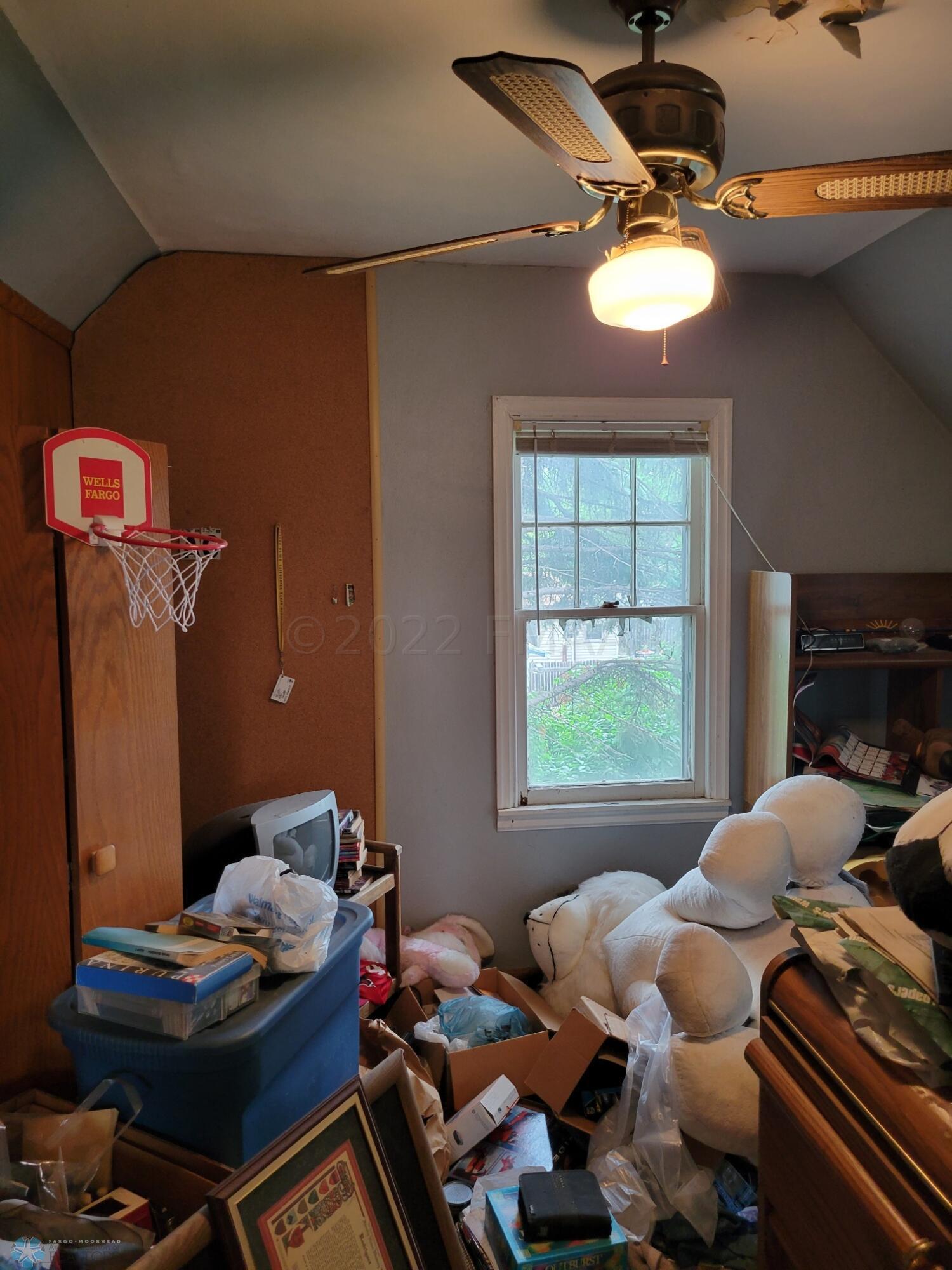 3rd bedroom, 2nd floor