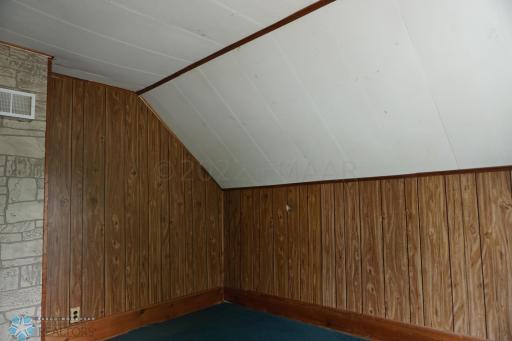 Additional view of bedroom